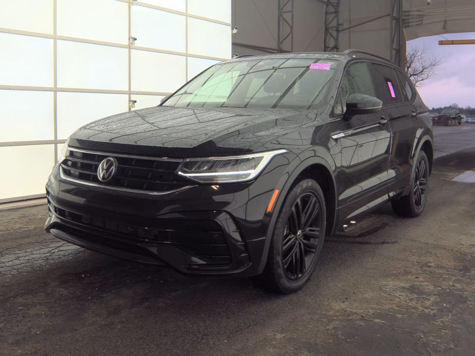 2022 Volkswagen Tiguan 2.0T SE R-Line Black AWD