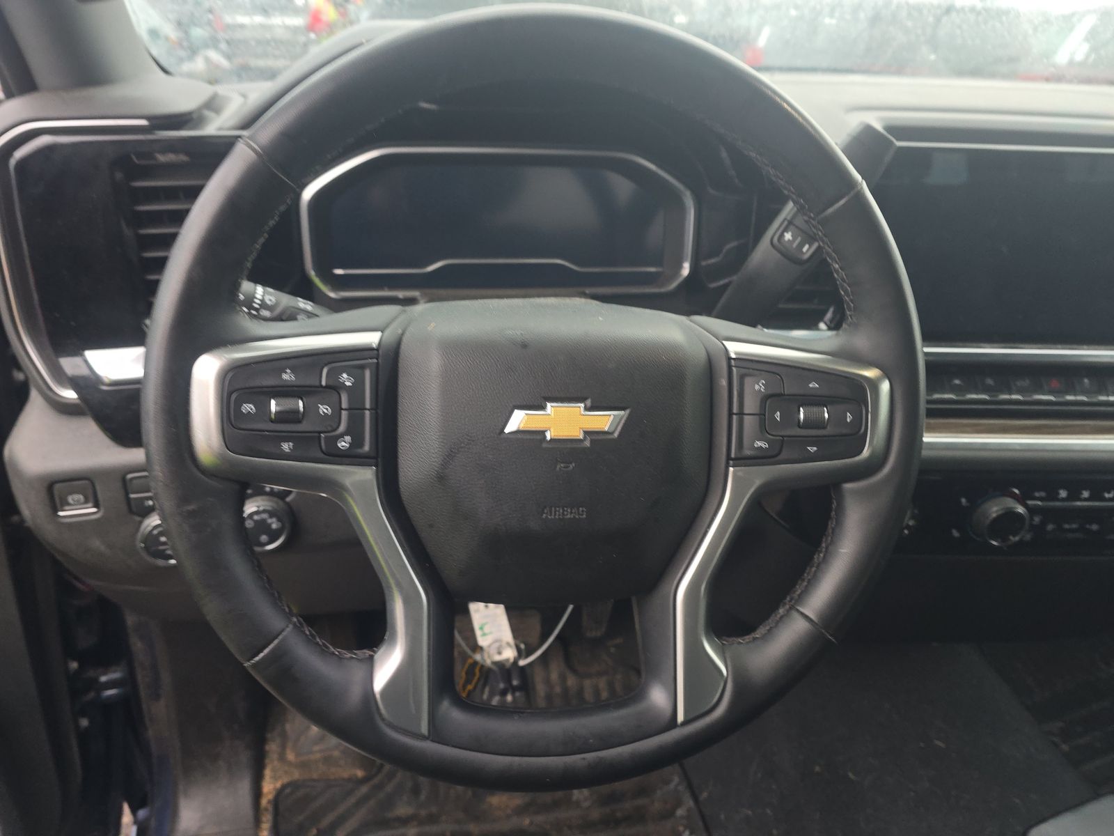 2023 Chevrolet Silverado 1500 LT AWD