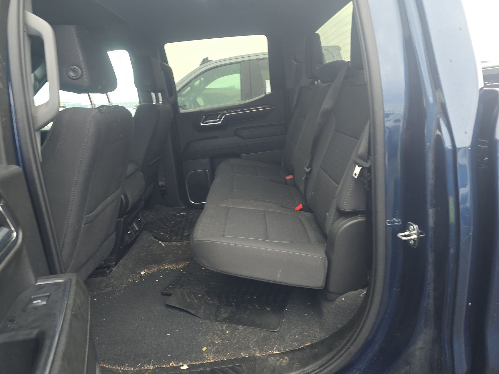 2023 Chevrolet Silverado 1500 LT AWD