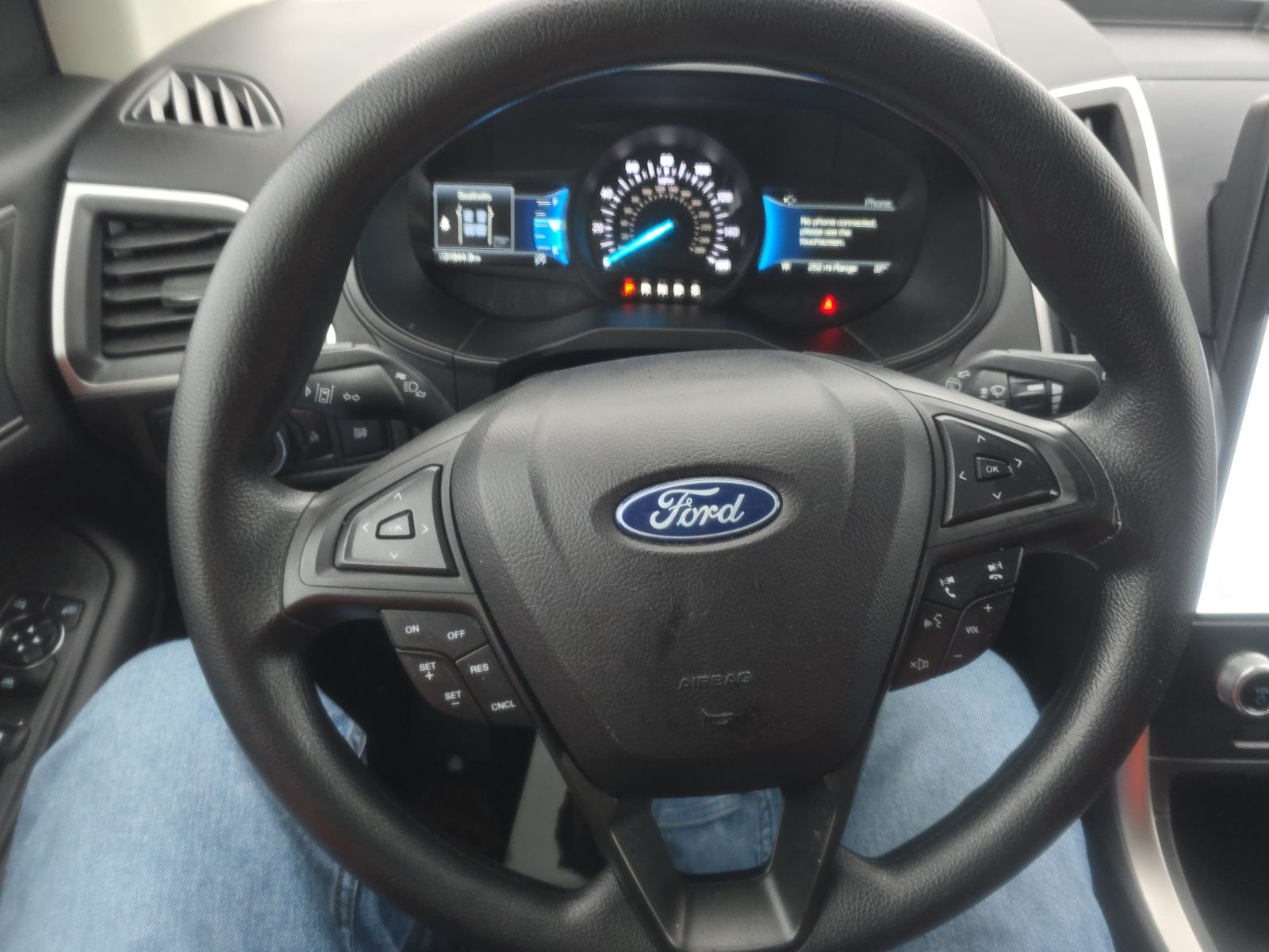 2023 Ford Edge SE AWD