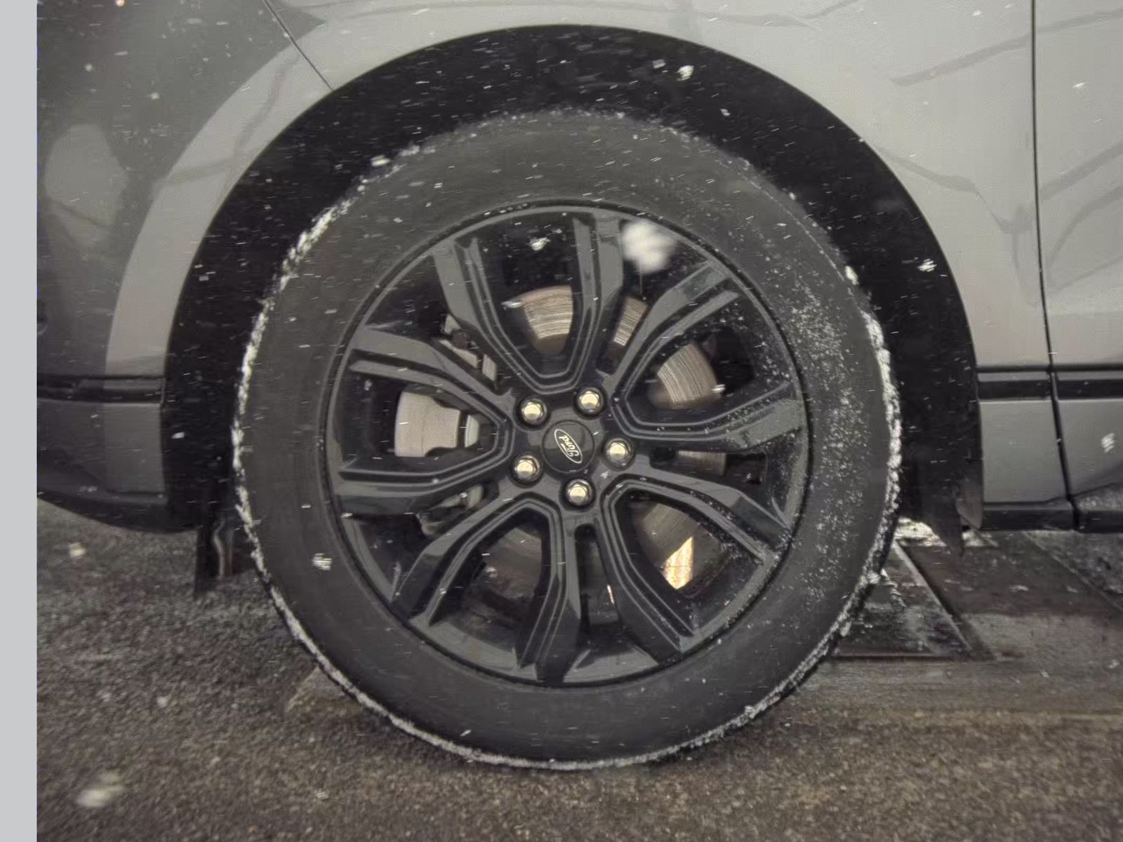 2023 Ford Edge SE AWD