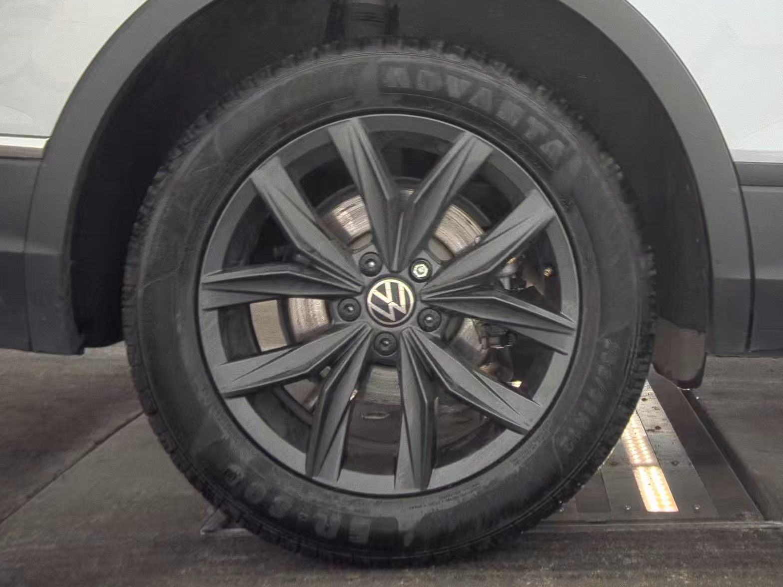 2024 Volkswagen Tiguan 2.0T Wolfsburg Edition FWD