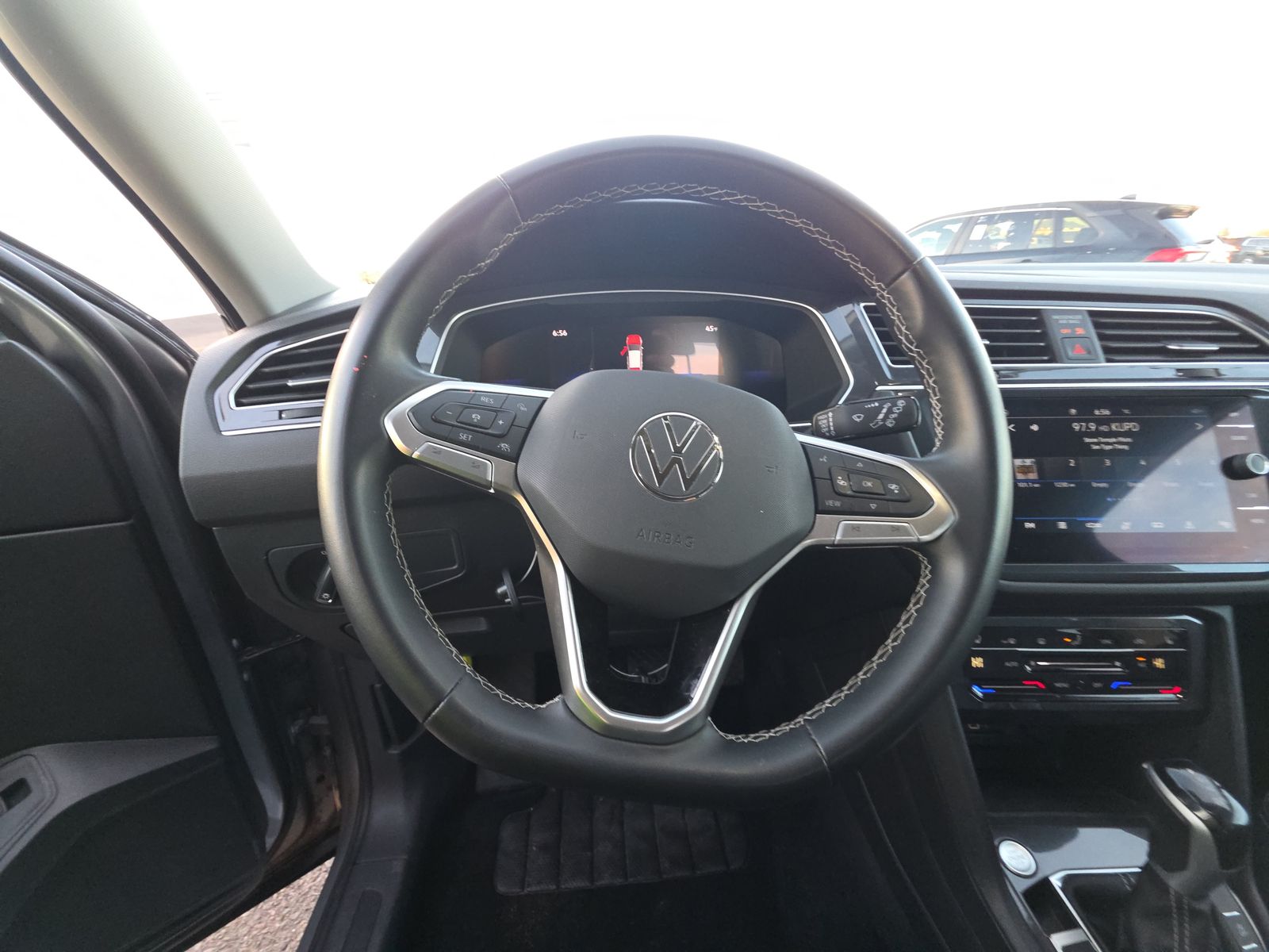 2024 Volkswagen Tiguan 2.0T Wolfsburg Edition FWD