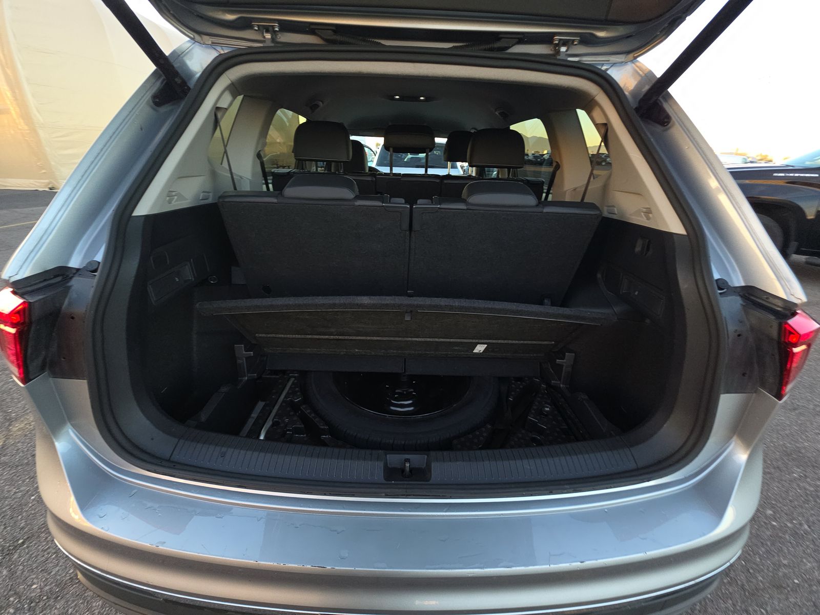 2024 Volkswagen Tiguan 2.0T Wolfsburg Edition FWD