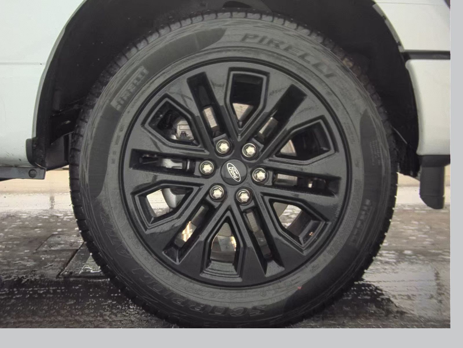 2025 Ford F-150 XLT AWD