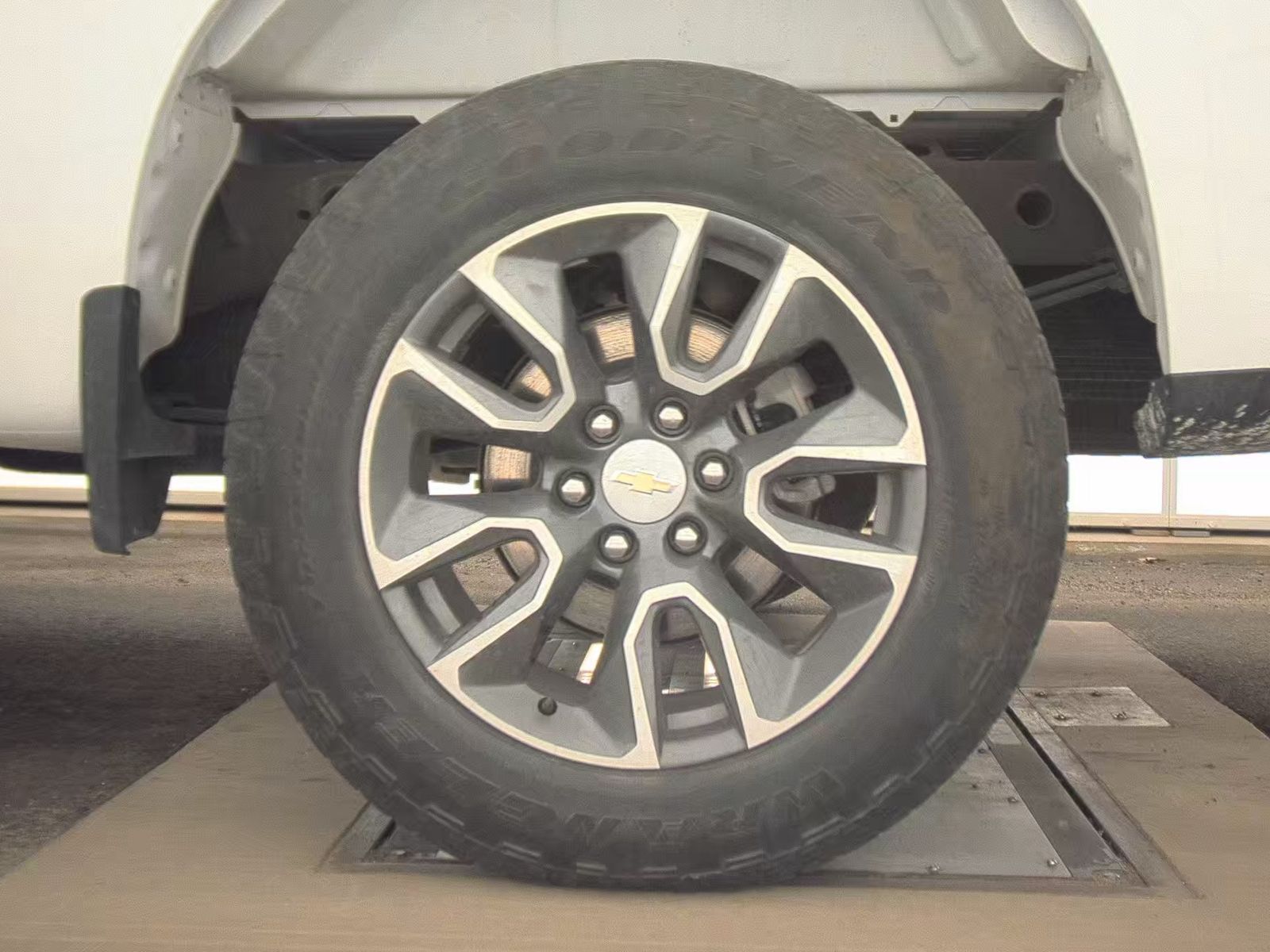 2023 Chevrolet Silverado 1500 LT AWD