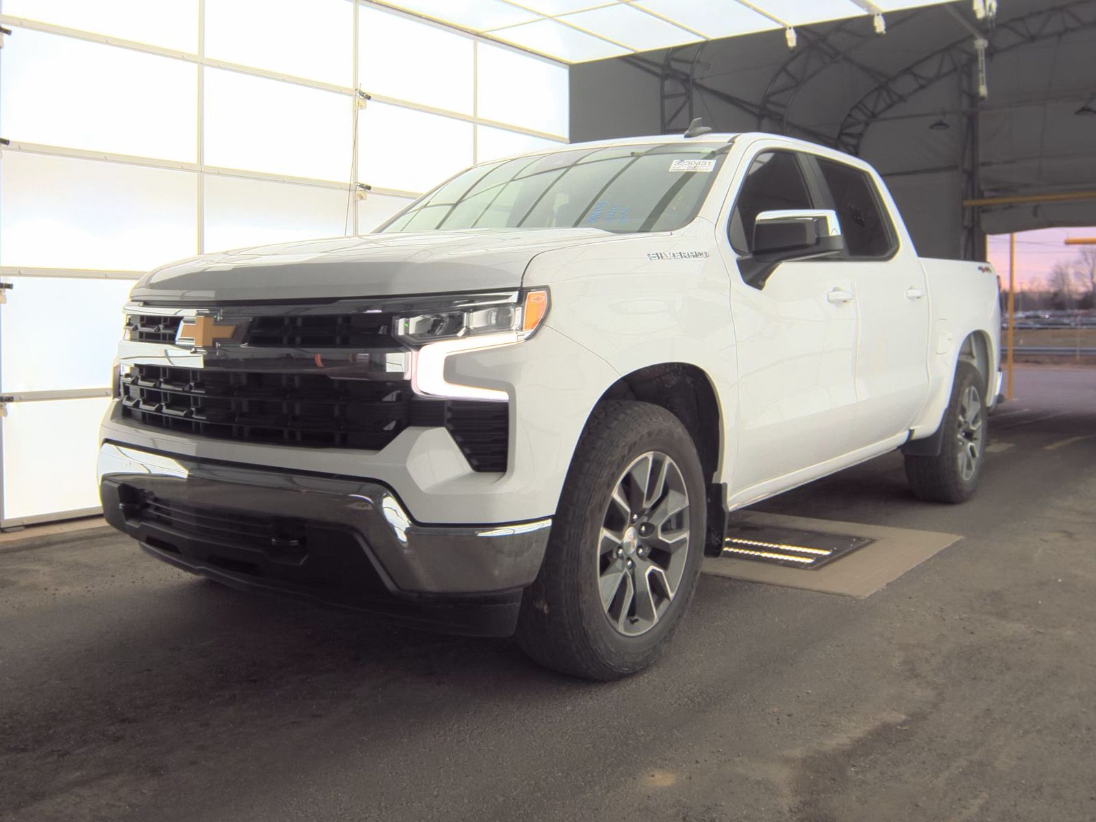 2023 Chevrolet Silverado 1500 LT AWD