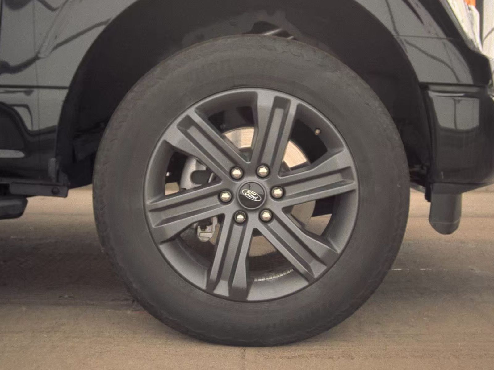 2023 Ford F-150 XLT AWD