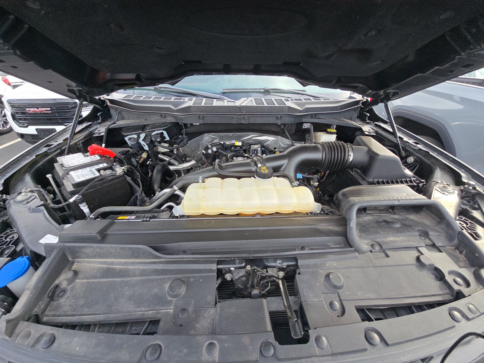 2023 Ford F-150 Lariat AWD