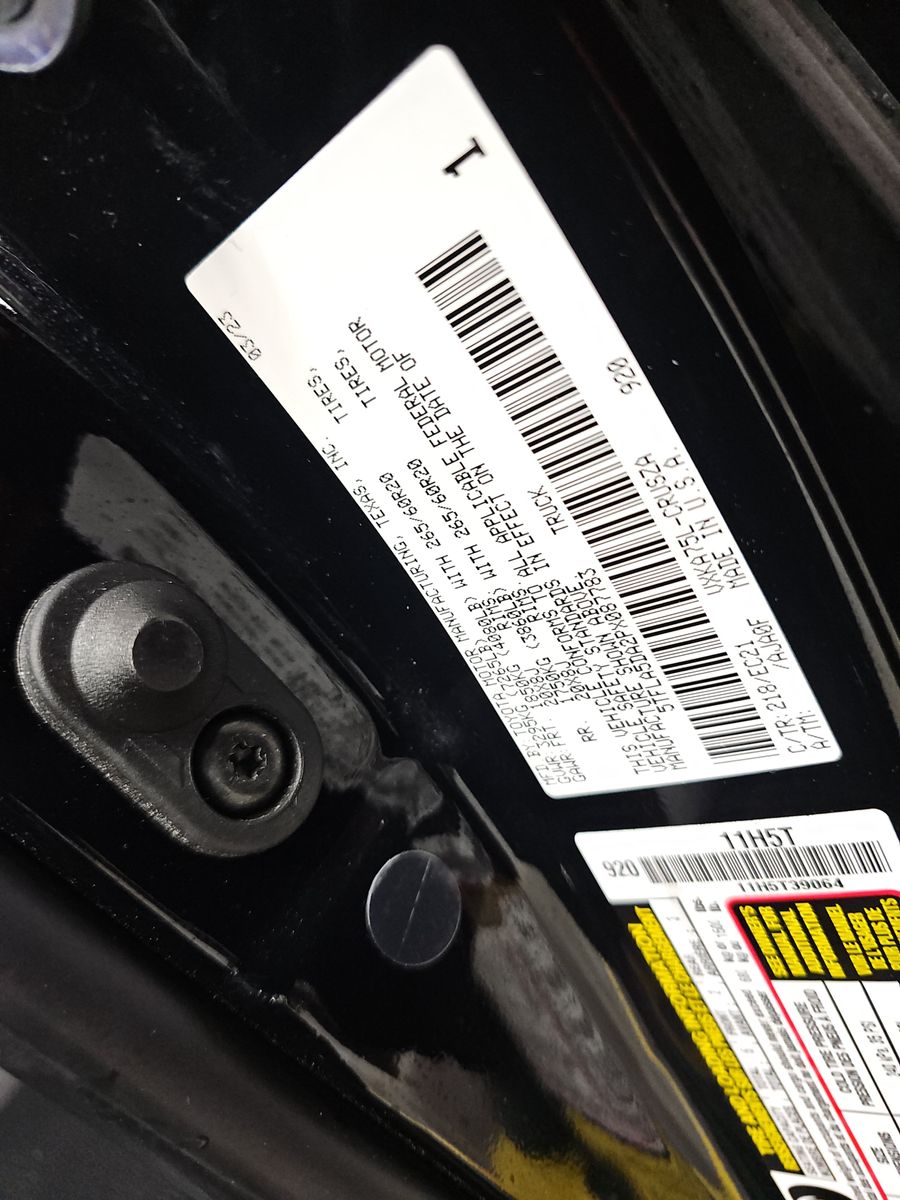 2023 Toyota Tundra SR5 AWD