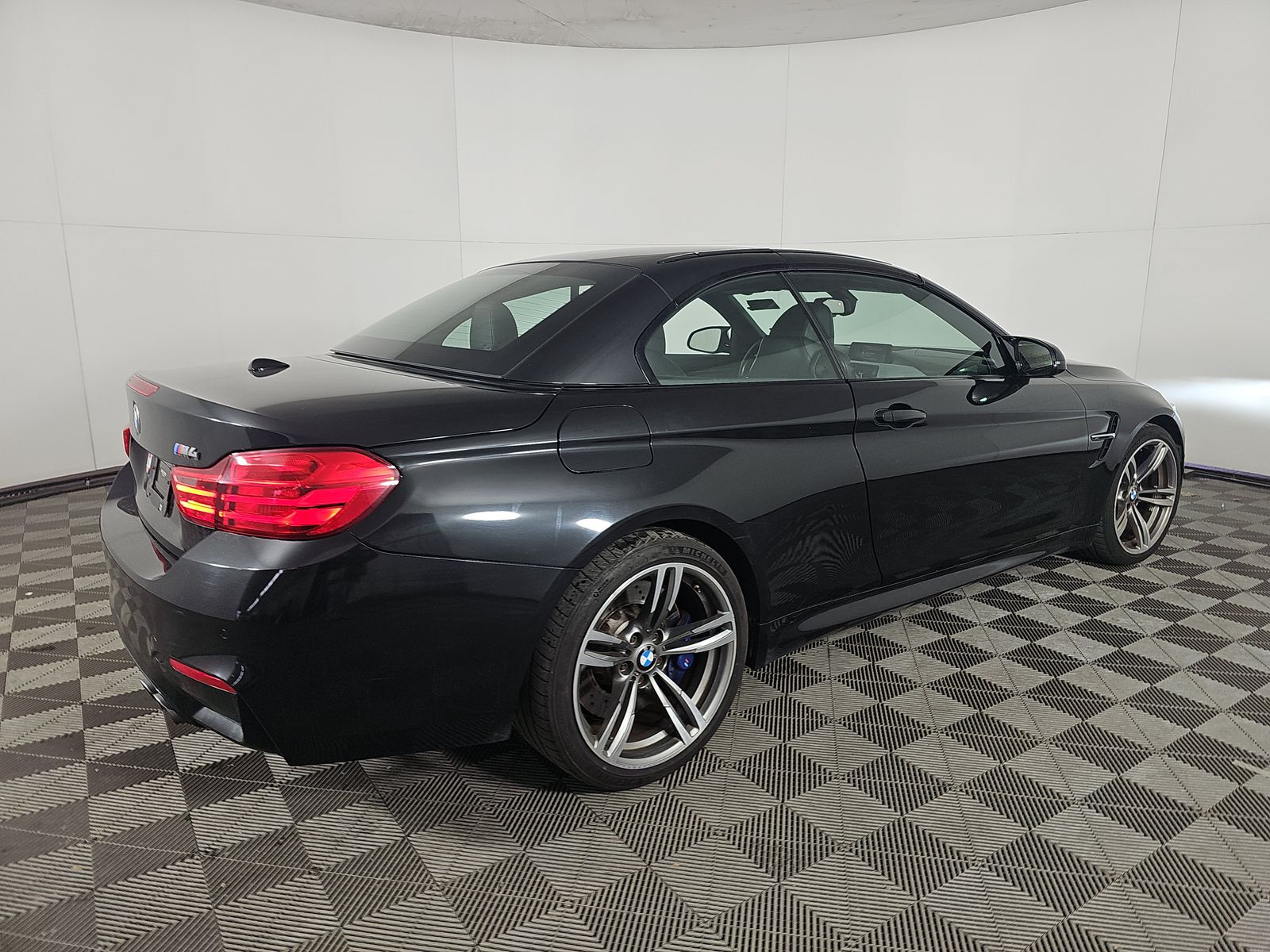 2015 BMW M4 Base RWD