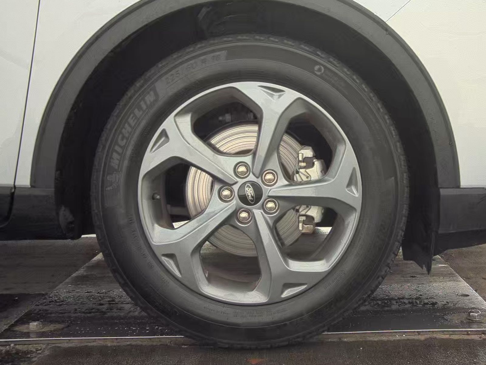 2025 Ford Escape ST-Line FWD