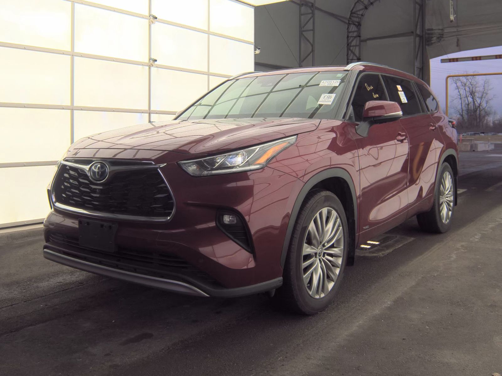 2022 Toyota Highlander Hybrid Limited AWD