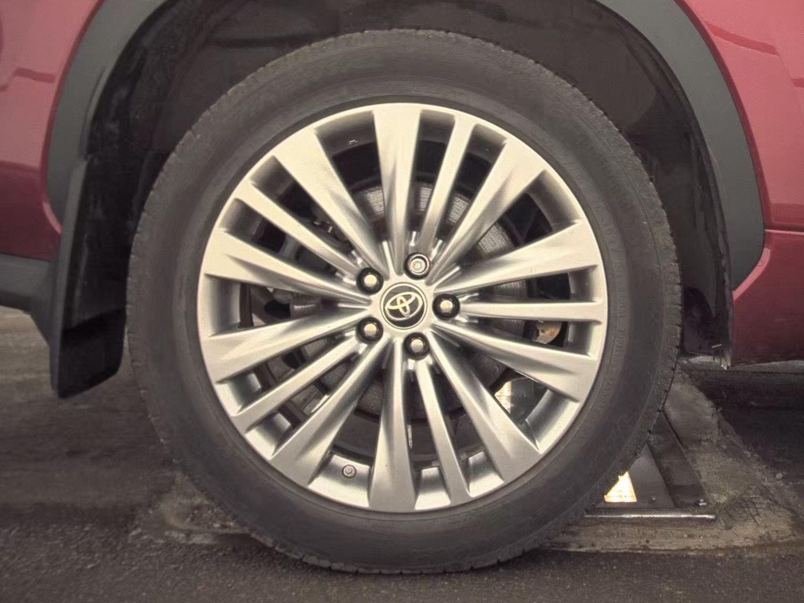 2022 Toyota Highlander Hybrid Limited AWD