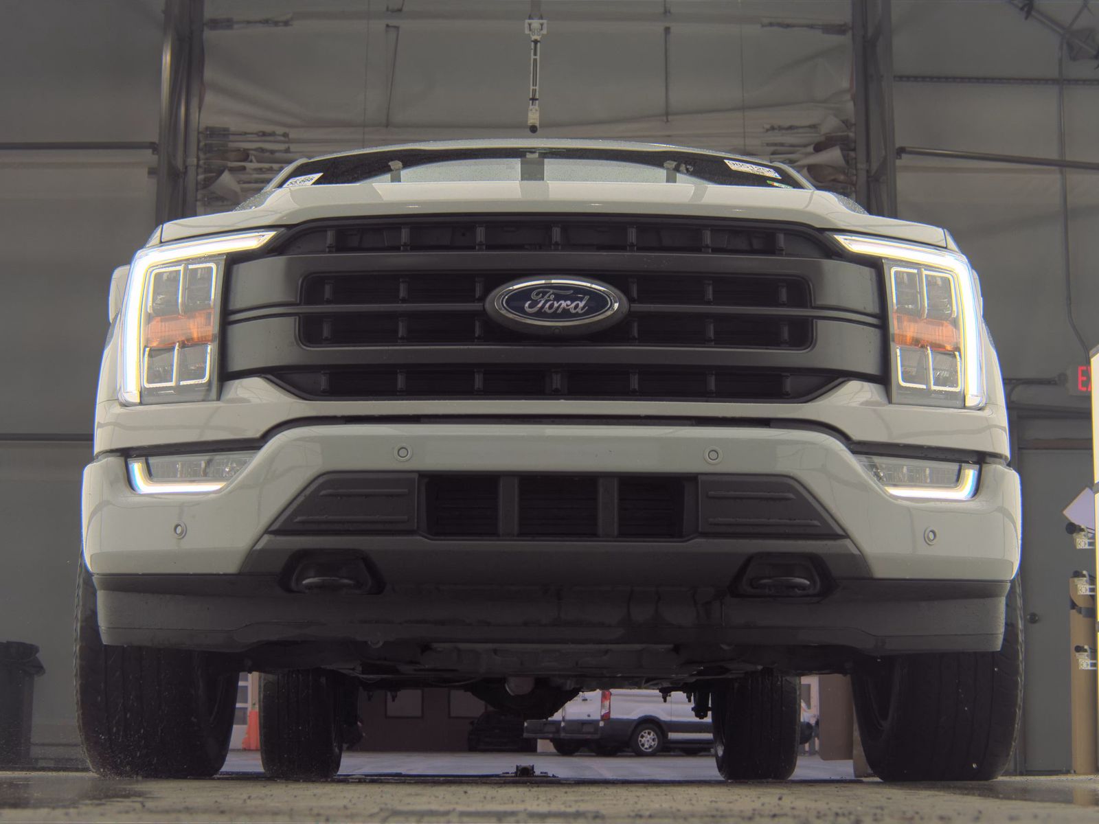 2023 Ford F-150 Hybrid Lariat AWD