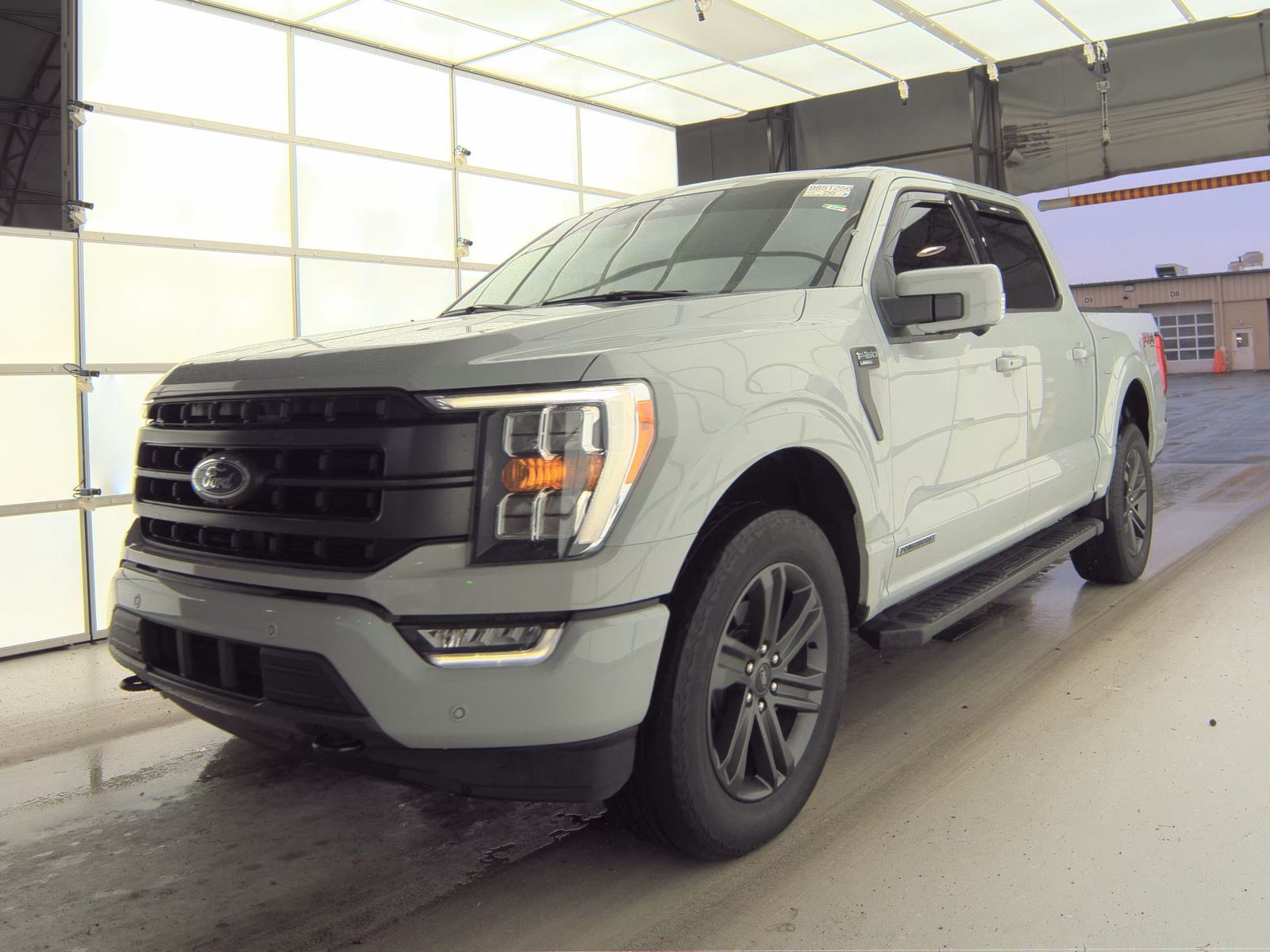 2023 Ford F-150 Hybrid Lariat AWD