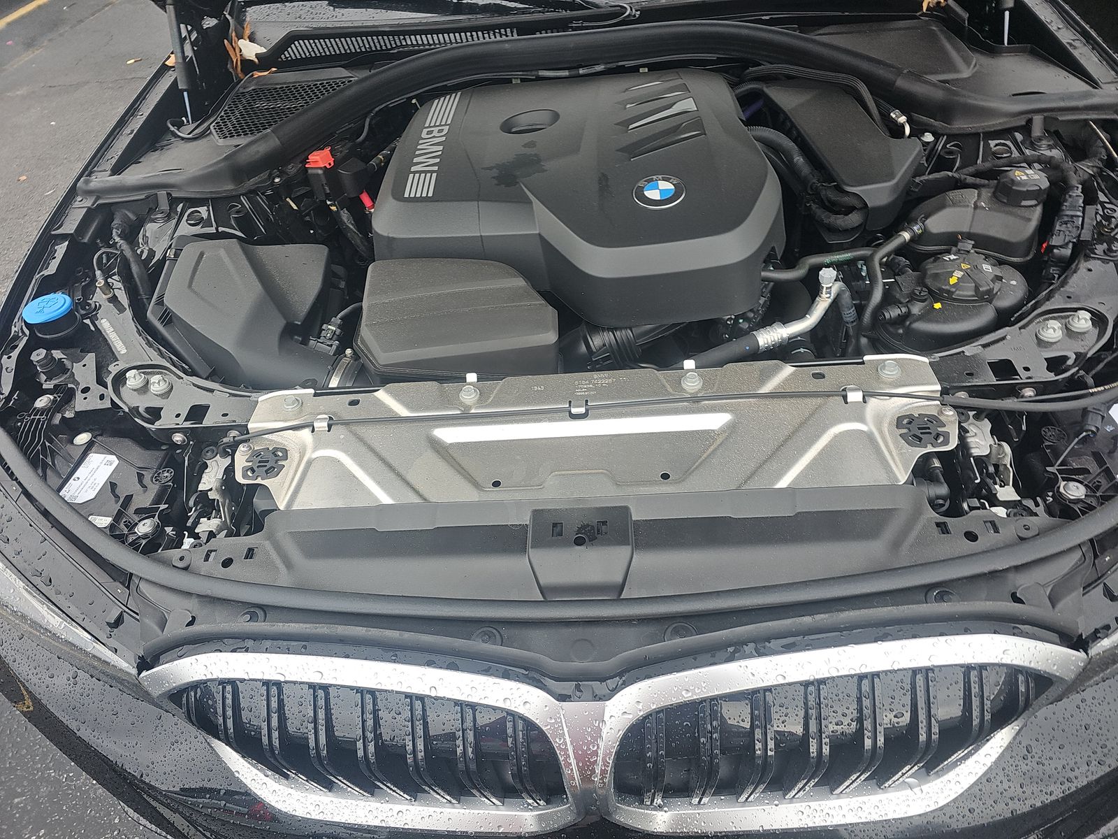 2025 BMW 3 Series 330i xDrive AWD