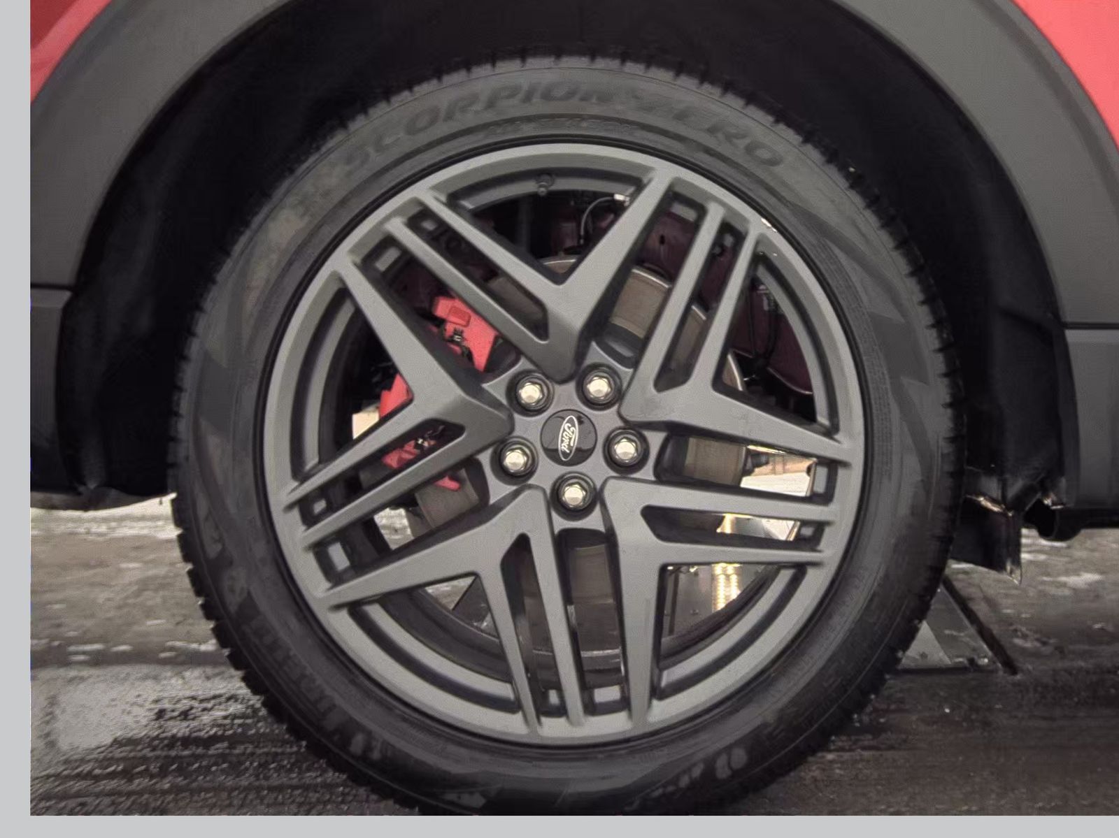 2025 Ford Explorer ST AWD