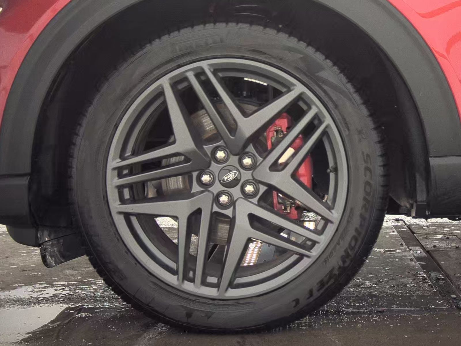 2025 Ford Explorer ST AWD