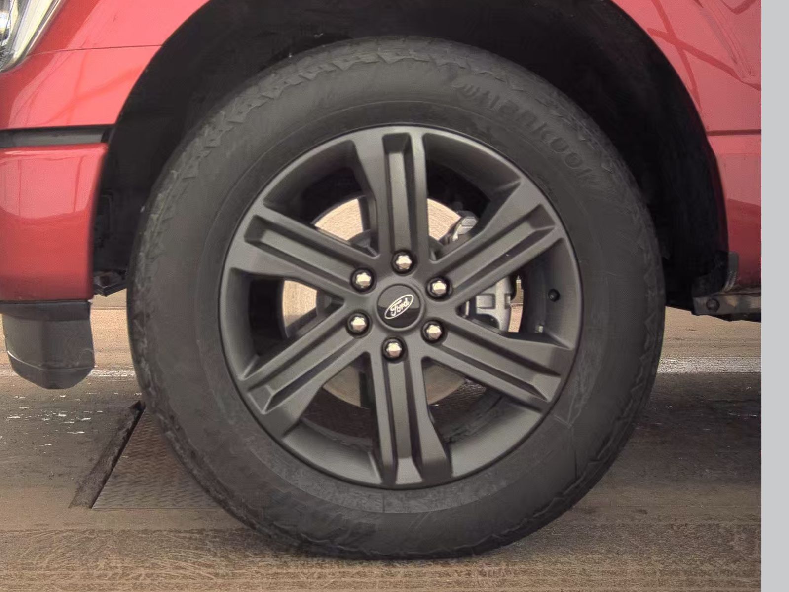 2023 Ford F-150 Hybrid Lariat AWD