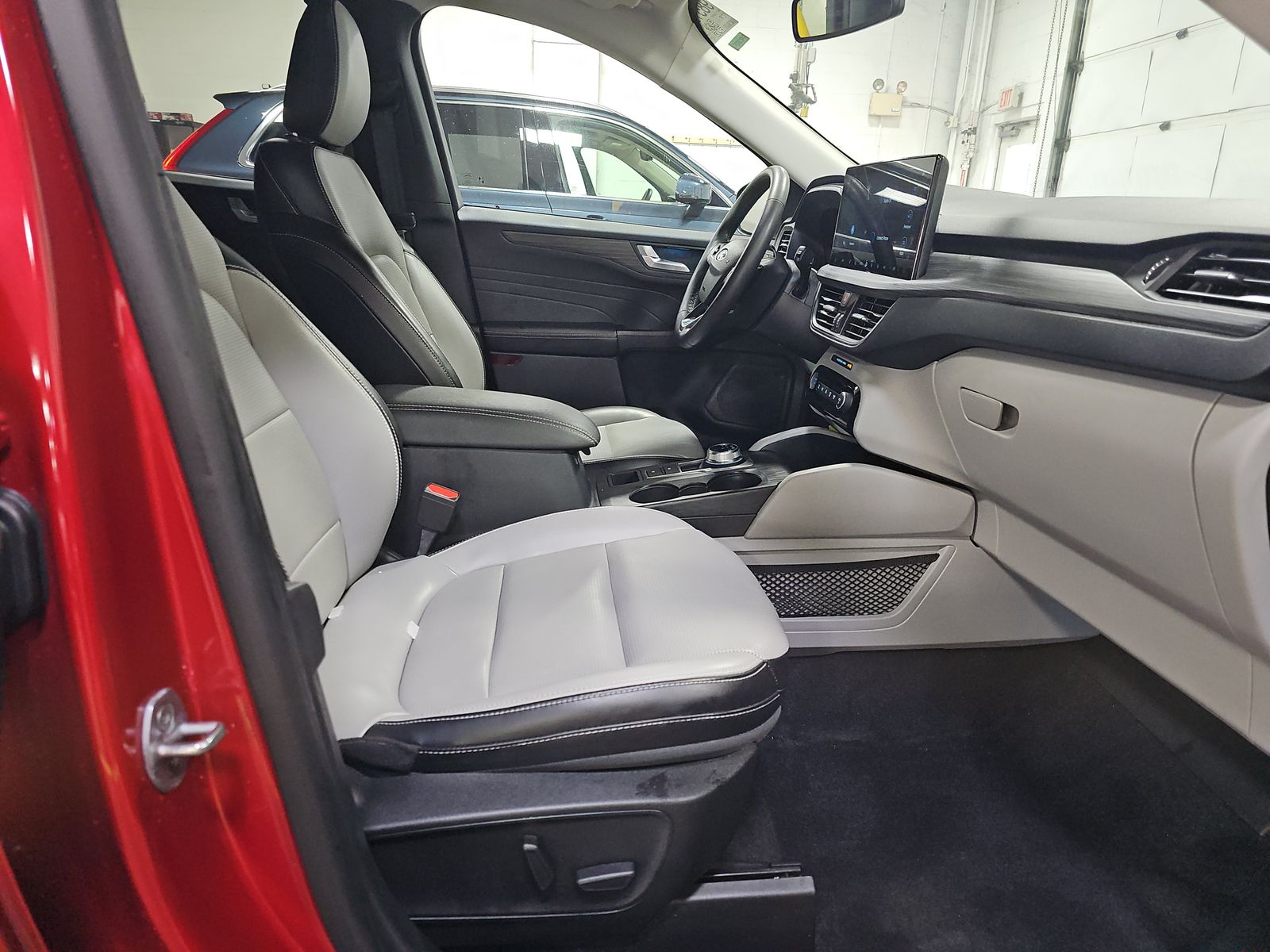 2023 Ford Escape Platinum AWD