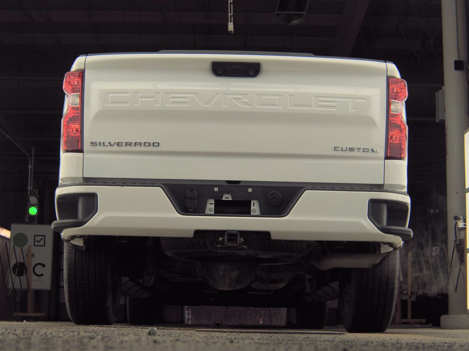 2023 Chevrolet Silverado 1500 Custom AWD