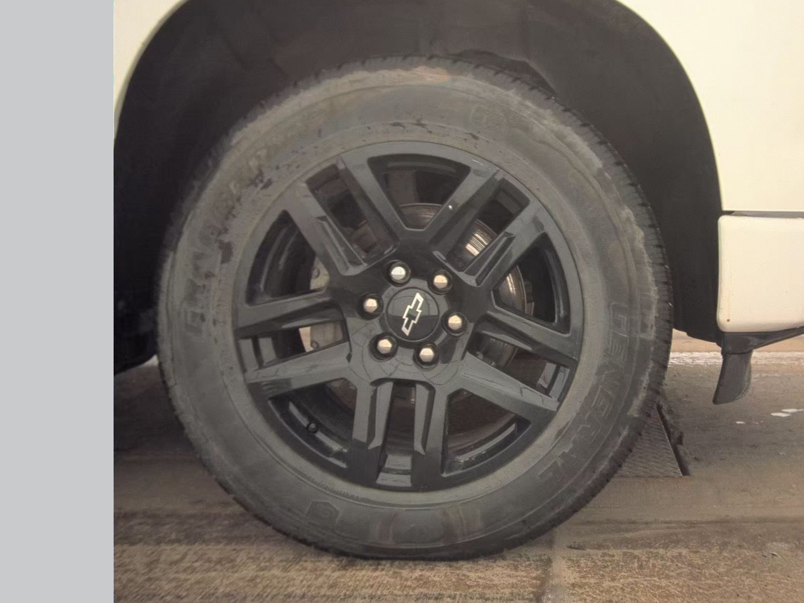 2023 Chevrolet Silverado 1500 Custom AWD