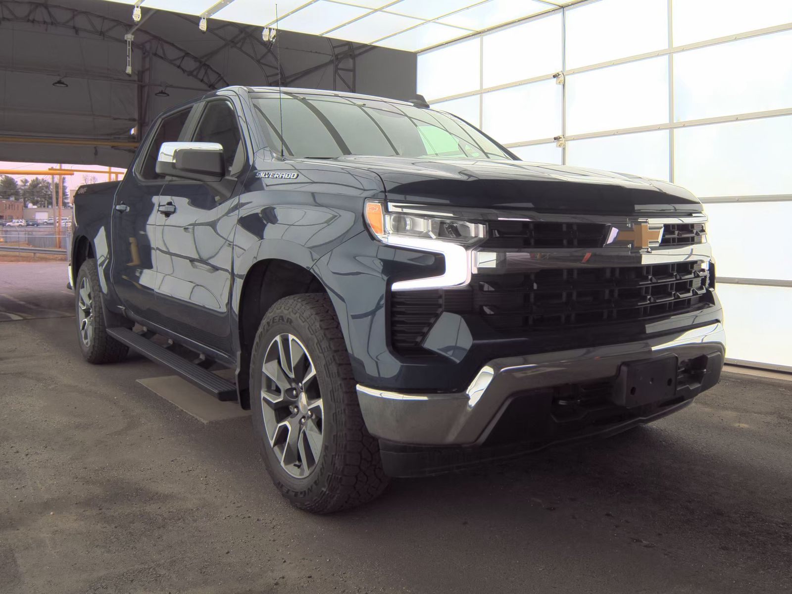 2023 Chevrolet Silverado 1500 LT AWD