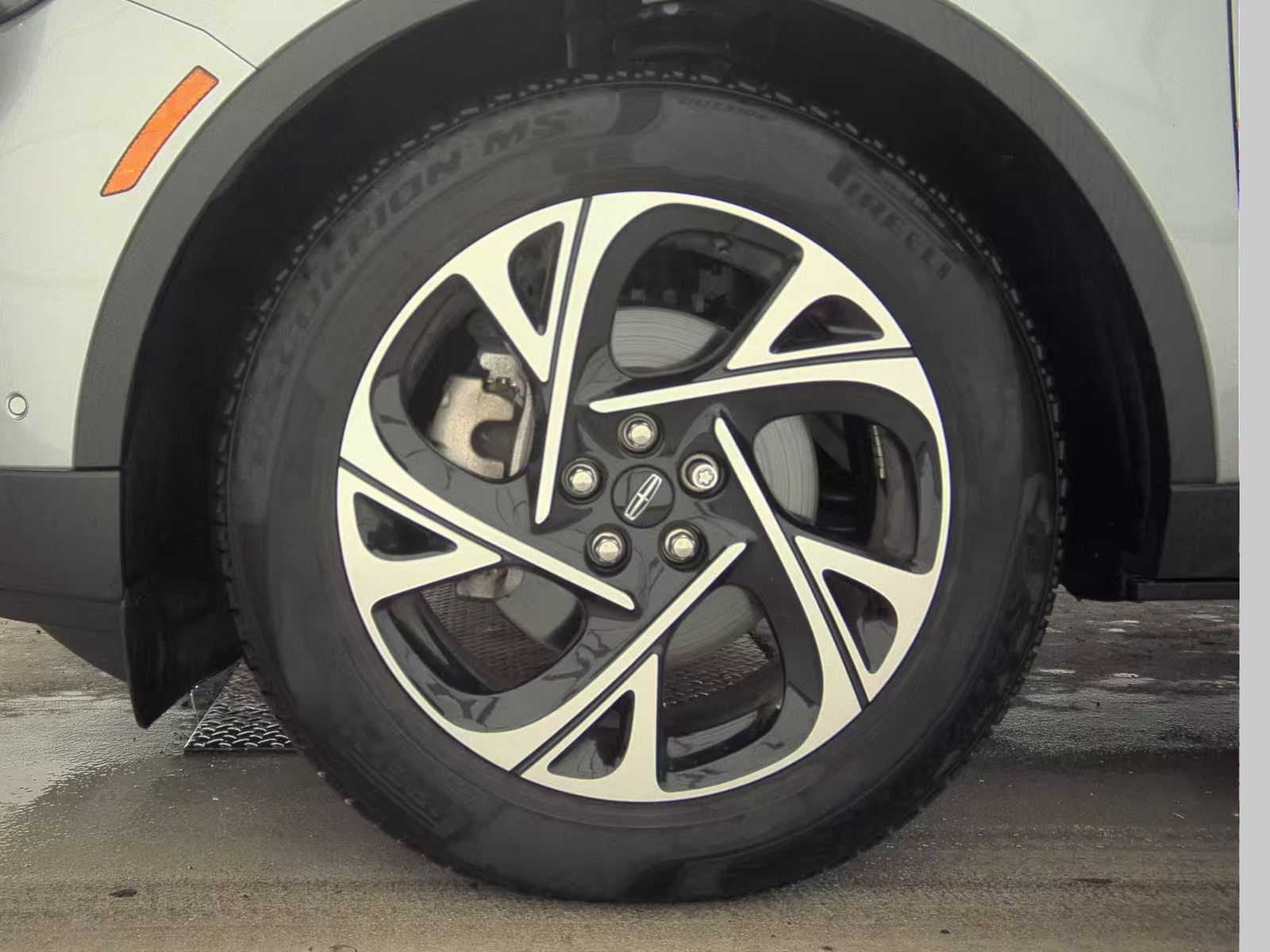 2024 Lincoln Nautilus Premiere AWD