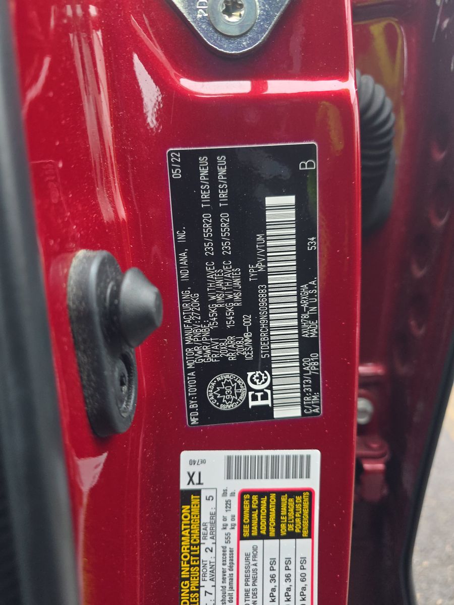 2022 Toyota Highlander Hybrid Limited AWD