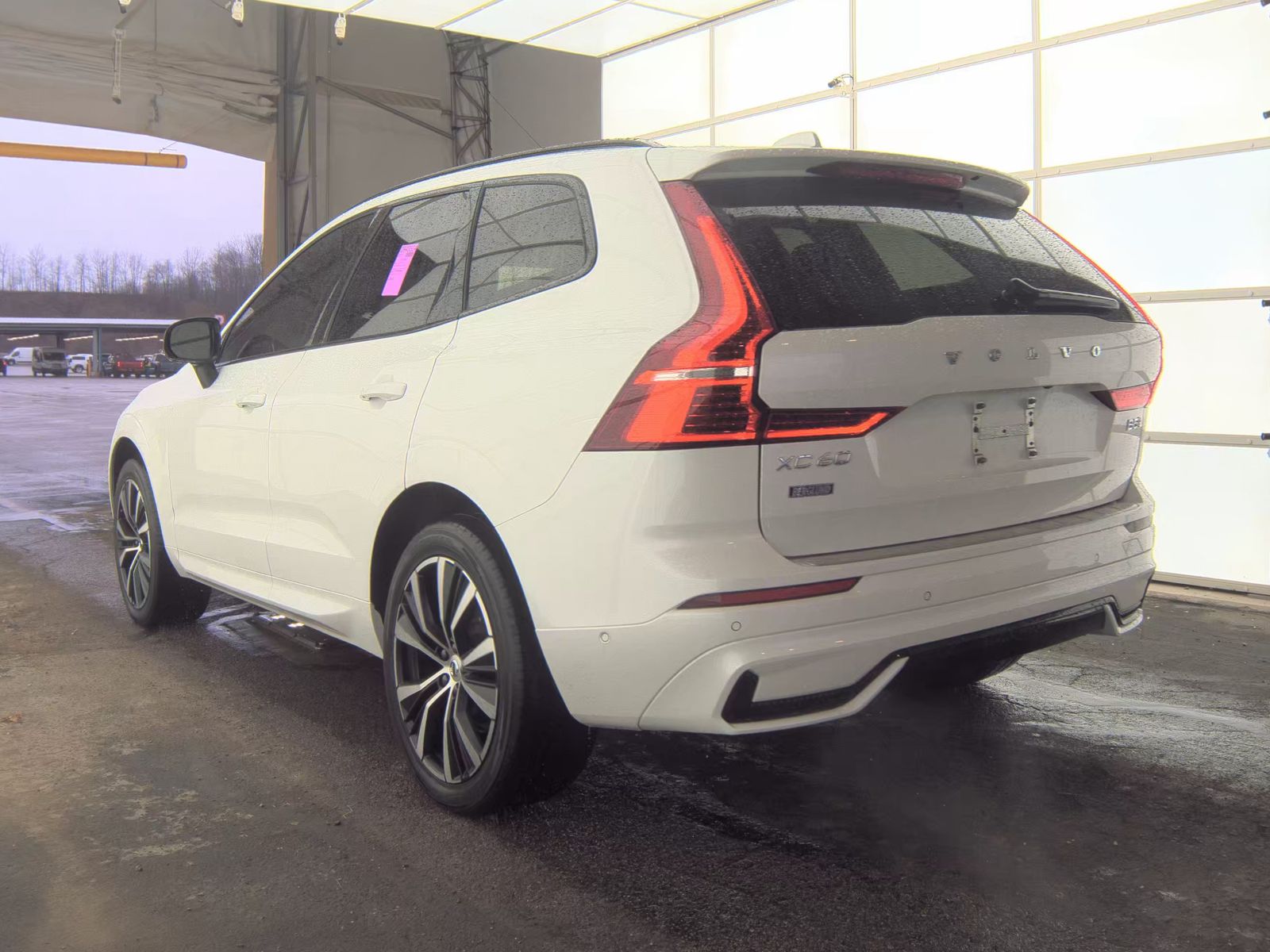 2024 Volvo XC60 B5 Plus AWD