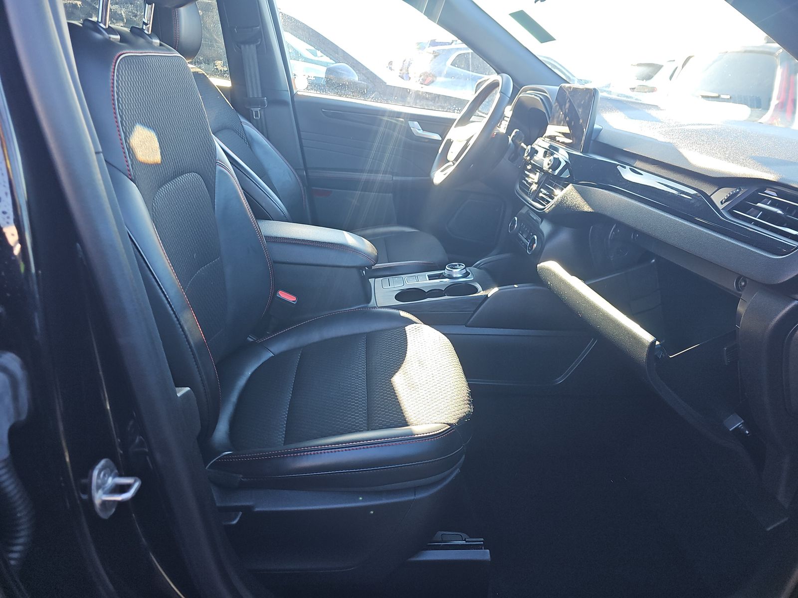 2025 Ford Escape ST-Line FWD