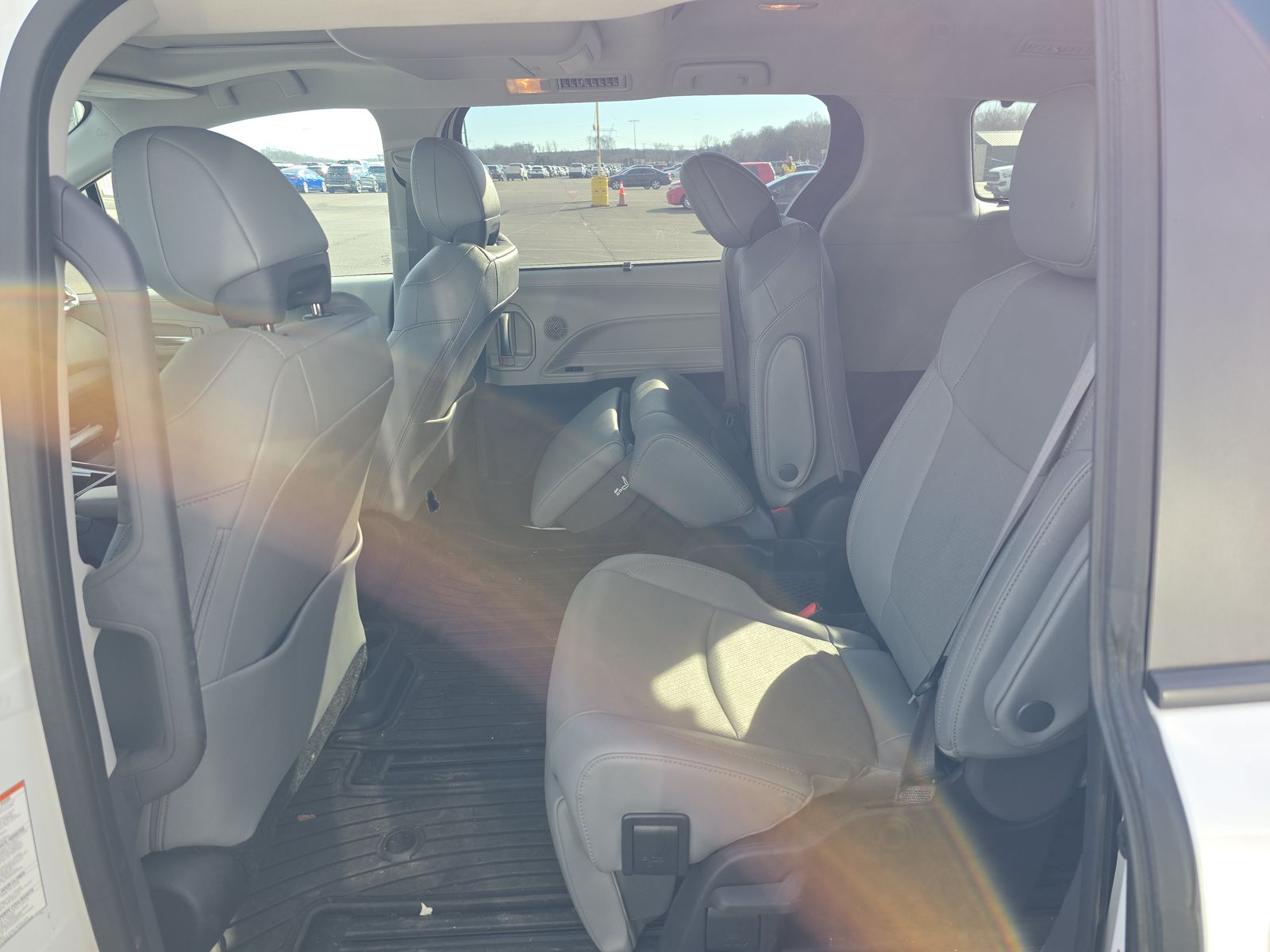 2024 Toyota Sienna Limited FWD