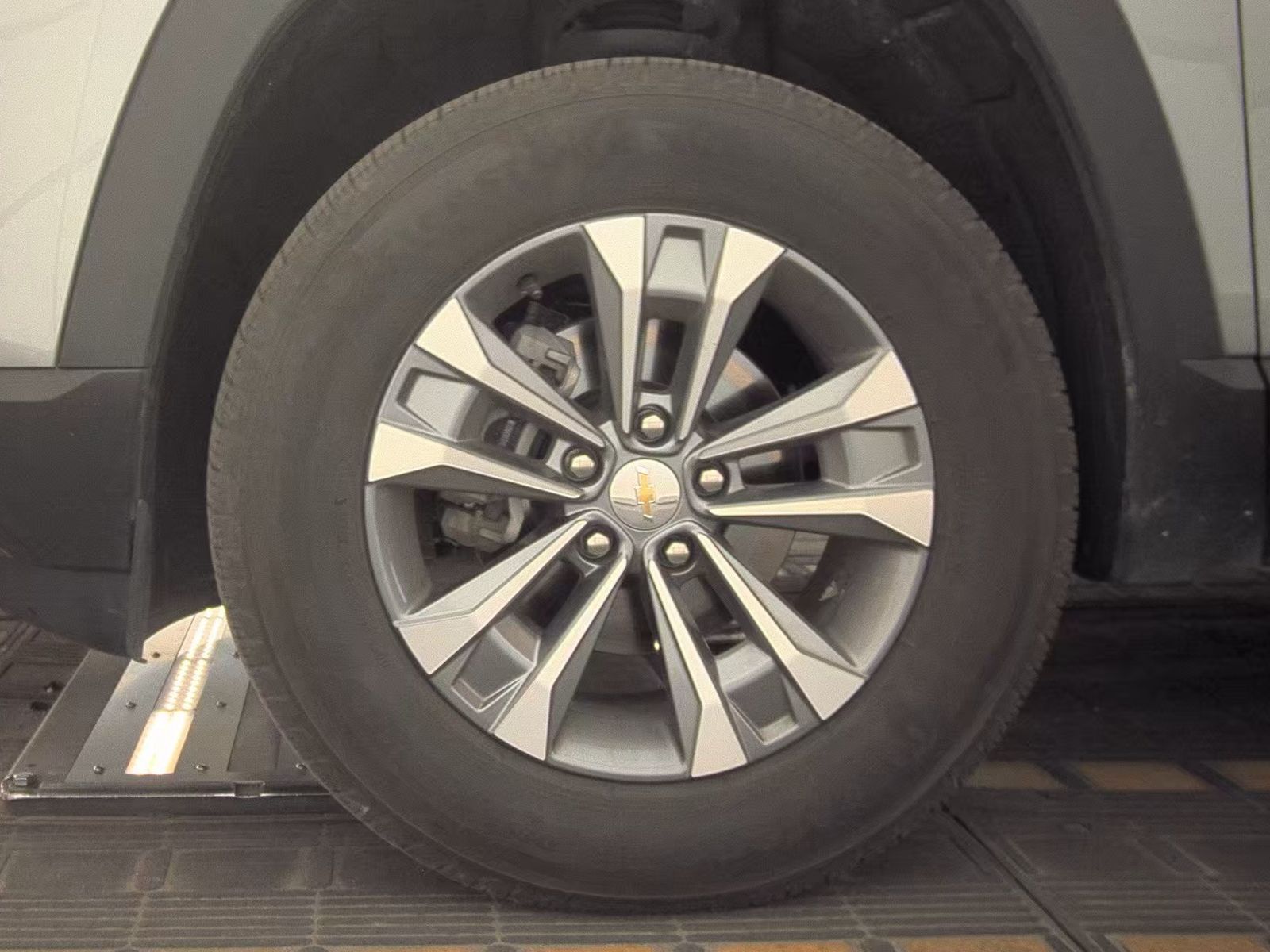 2025 Chevrolet Equinox LT FWD