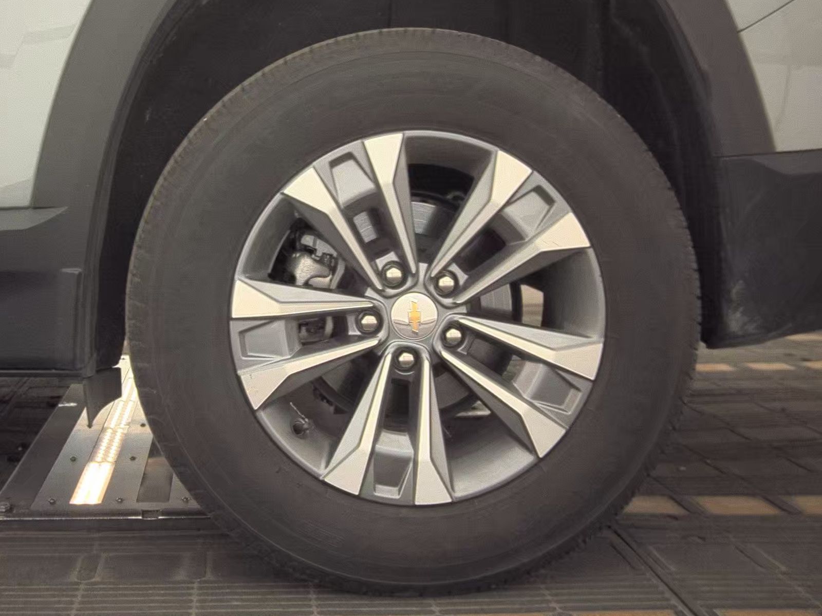 2025 Chevrolet Equinox LT FWD