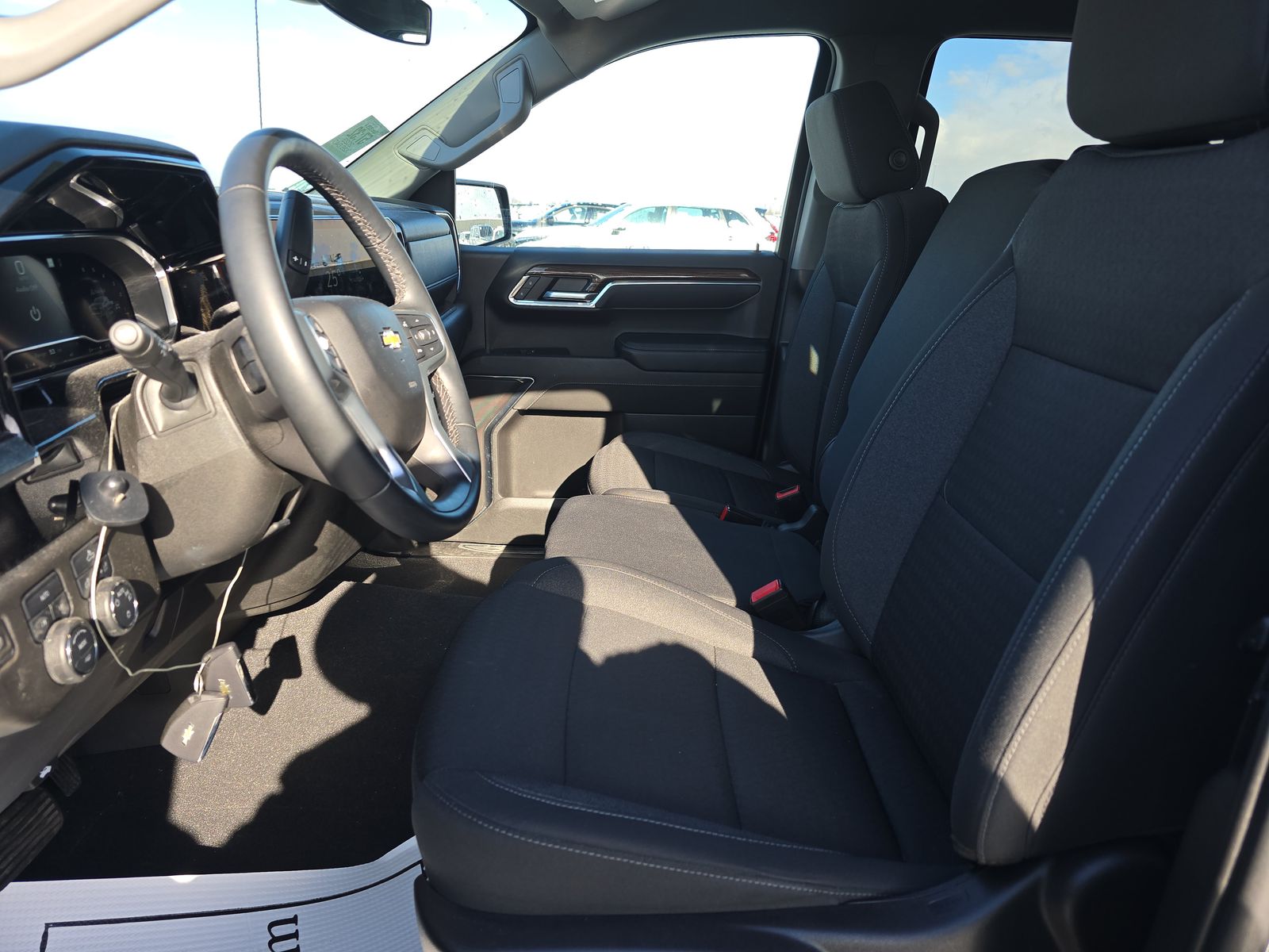 2023 Chevrolet Silverado 1500 LT AWD