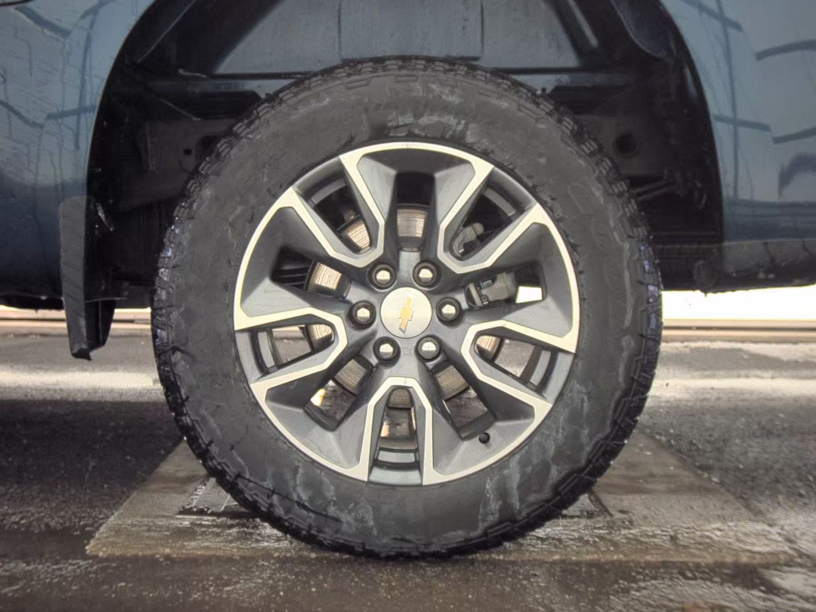 2023 Chevrolet Silverado 1500 LT AWD