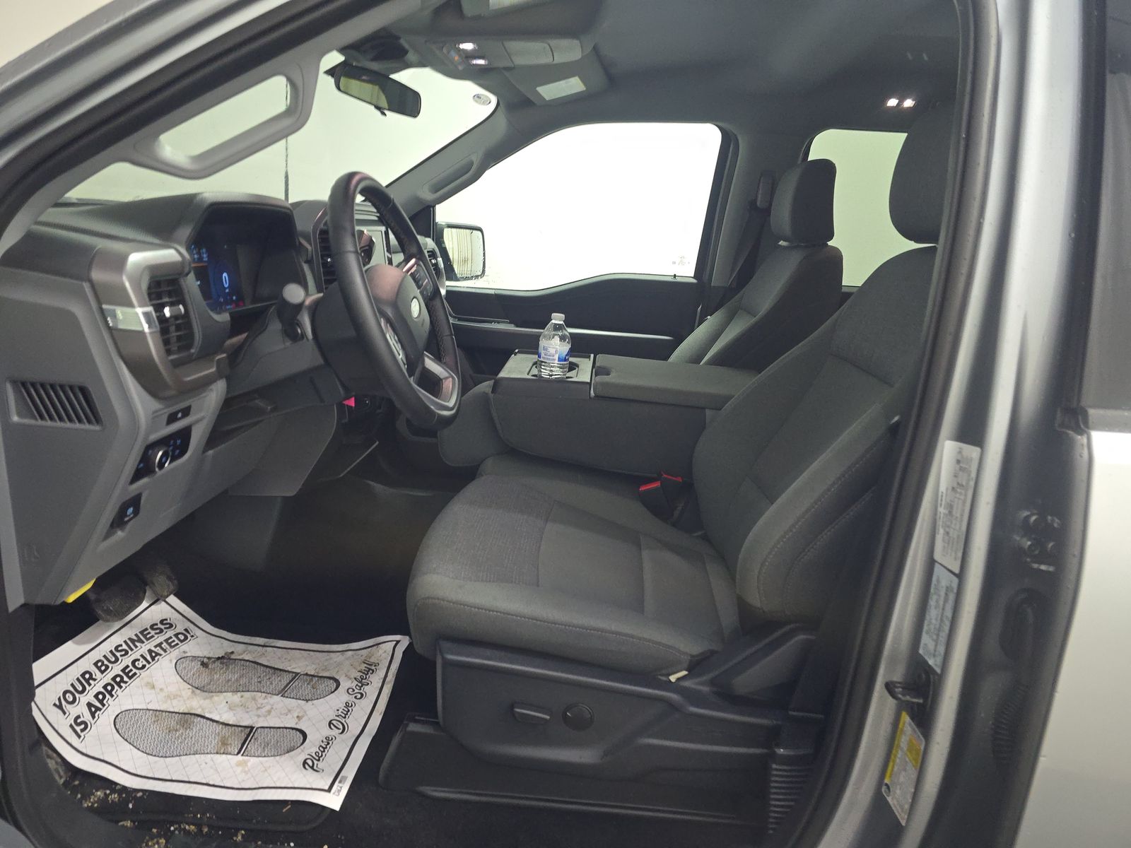 2025 Ford F-150 XLT AWD