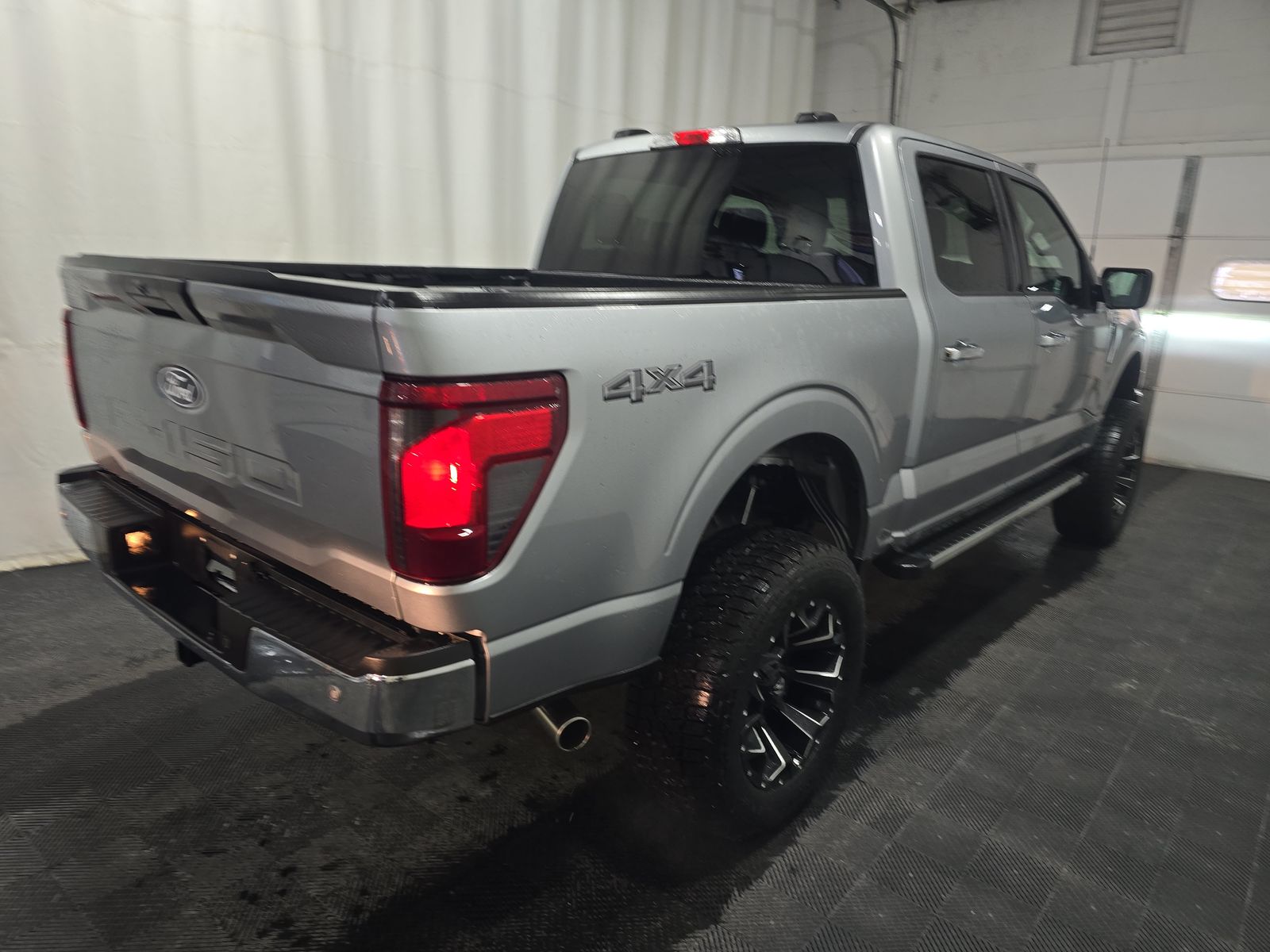 2025 Ford F-150 XLT AWD