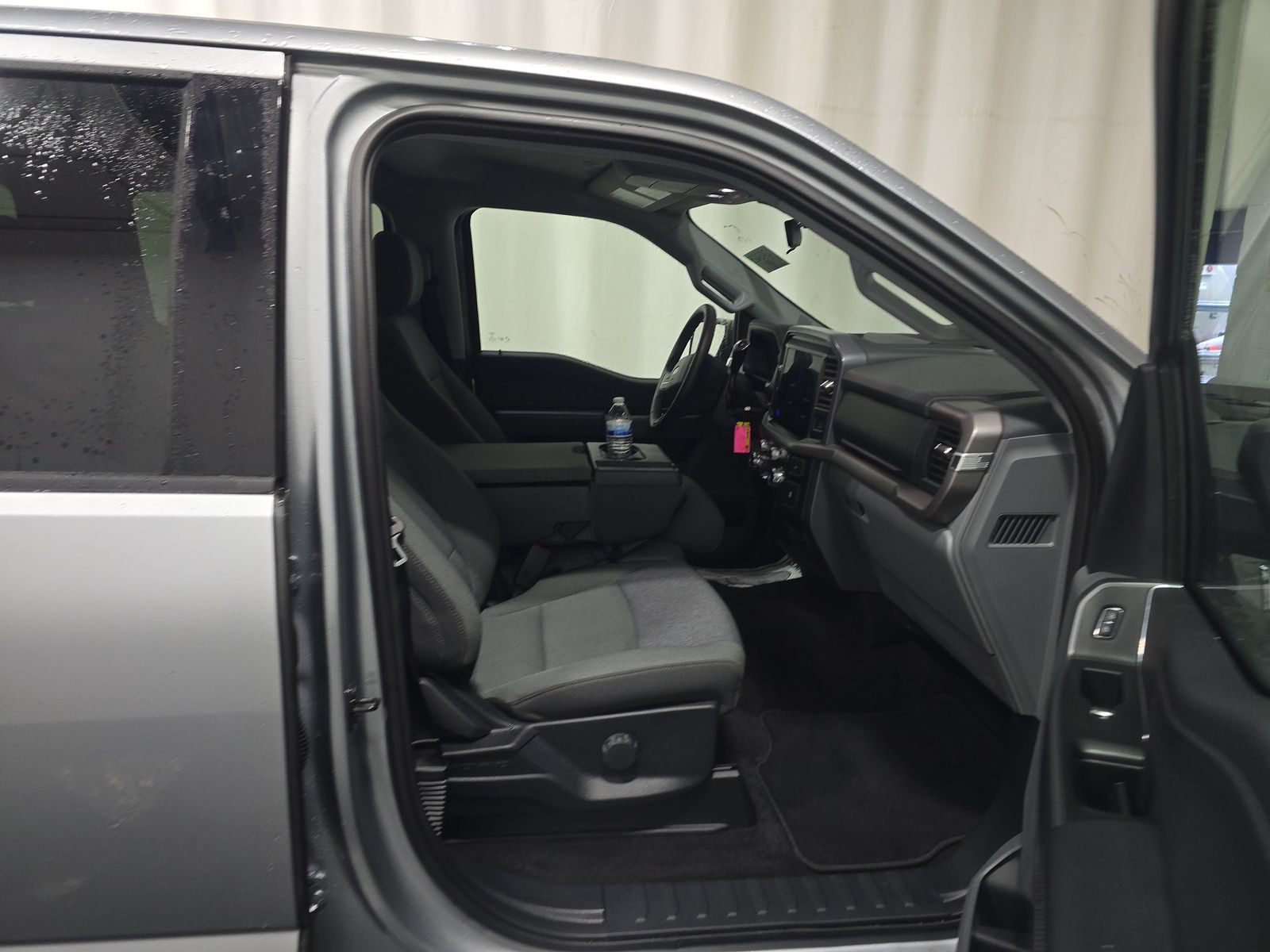 2025 Ford F-150 XLT AWD