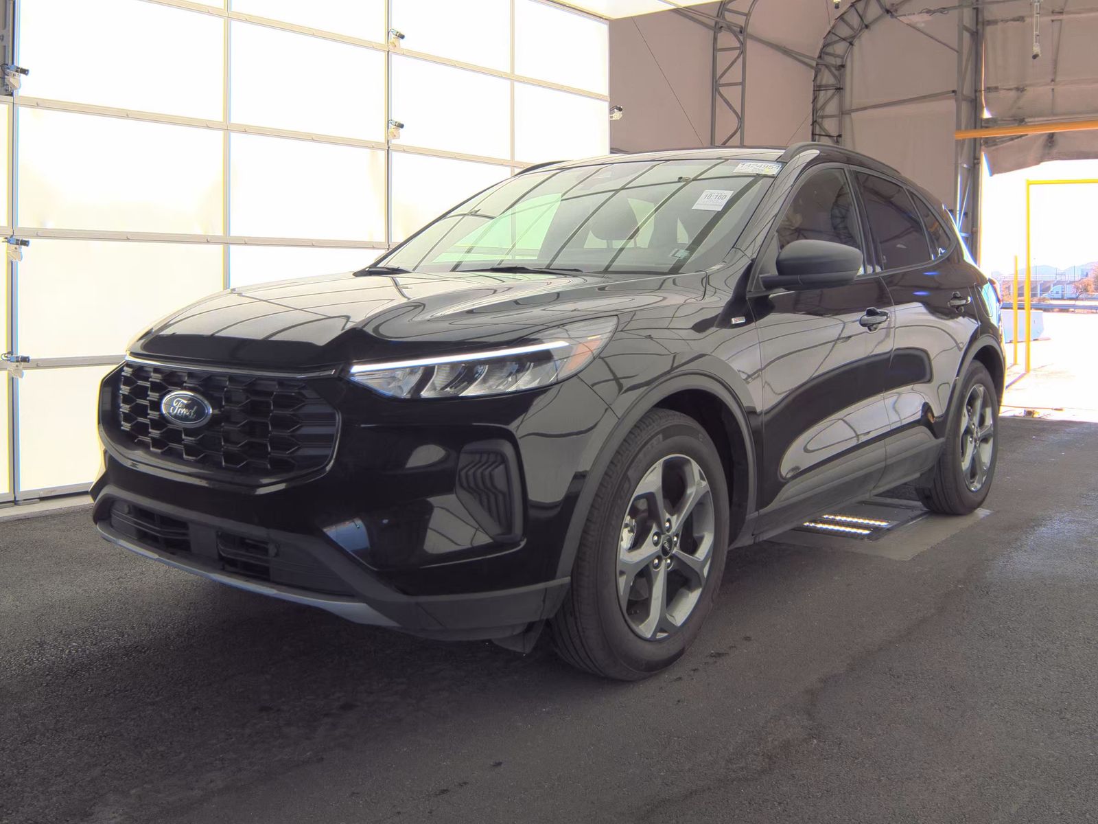 2025 Ford Escape ST-Line FWD