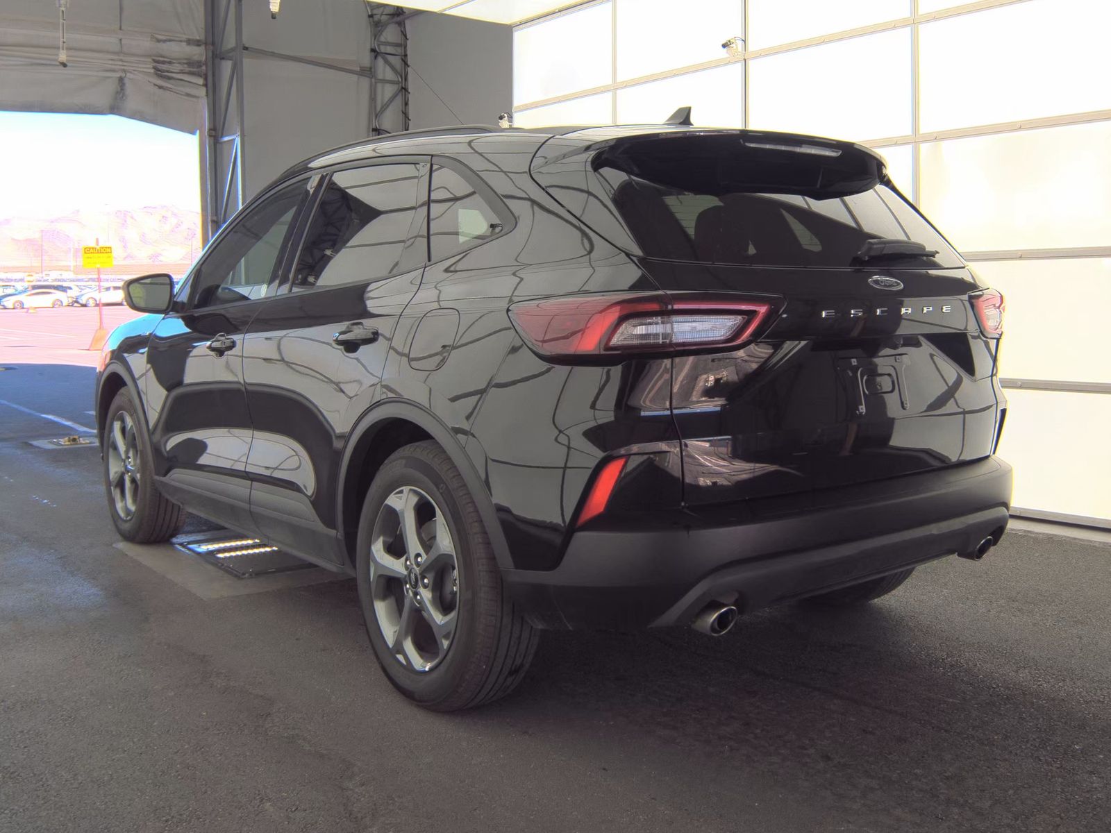 2025 Ford Escape ST-Line FWD