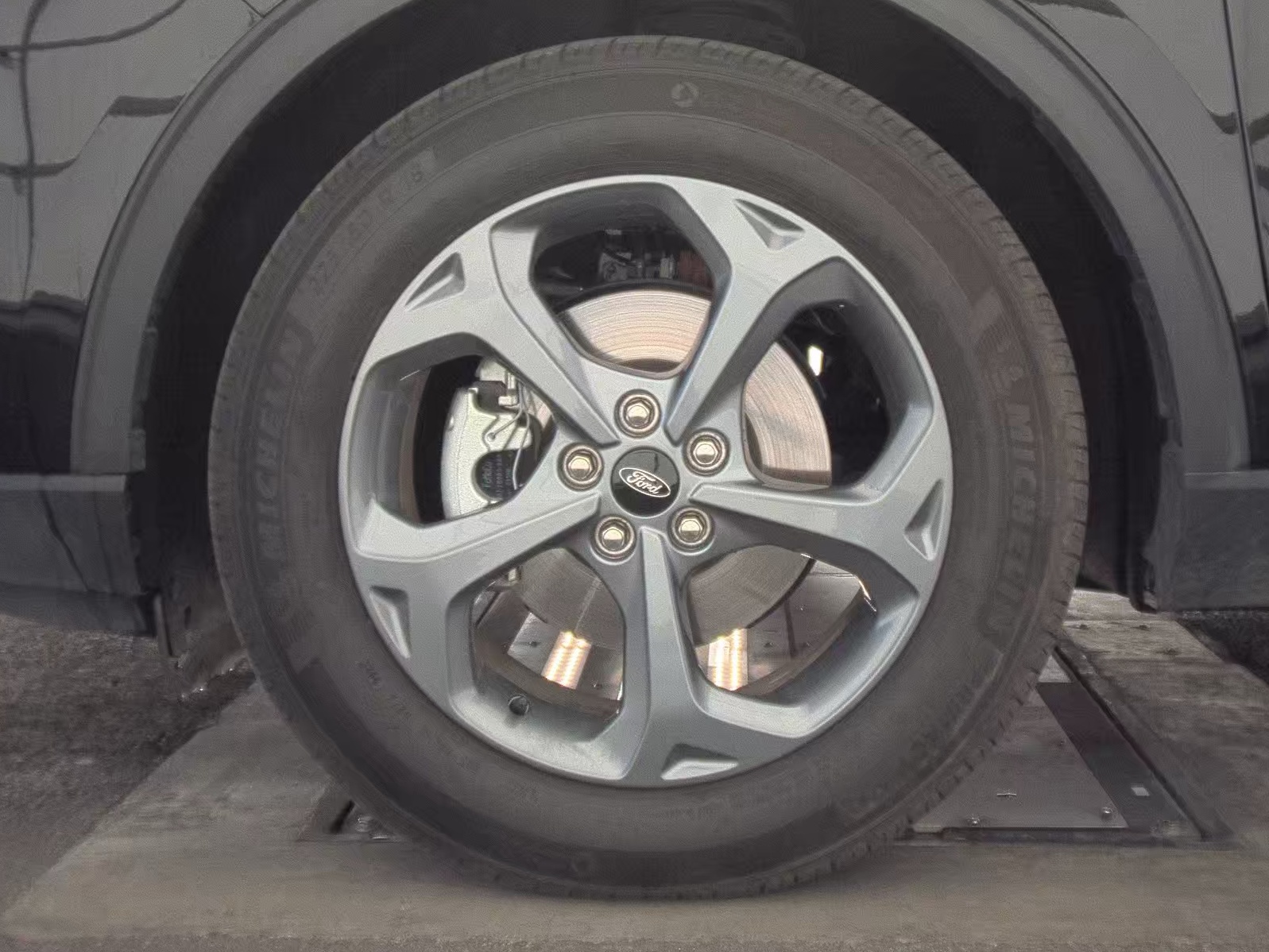 2025 Ford Escape ST-Line FWD