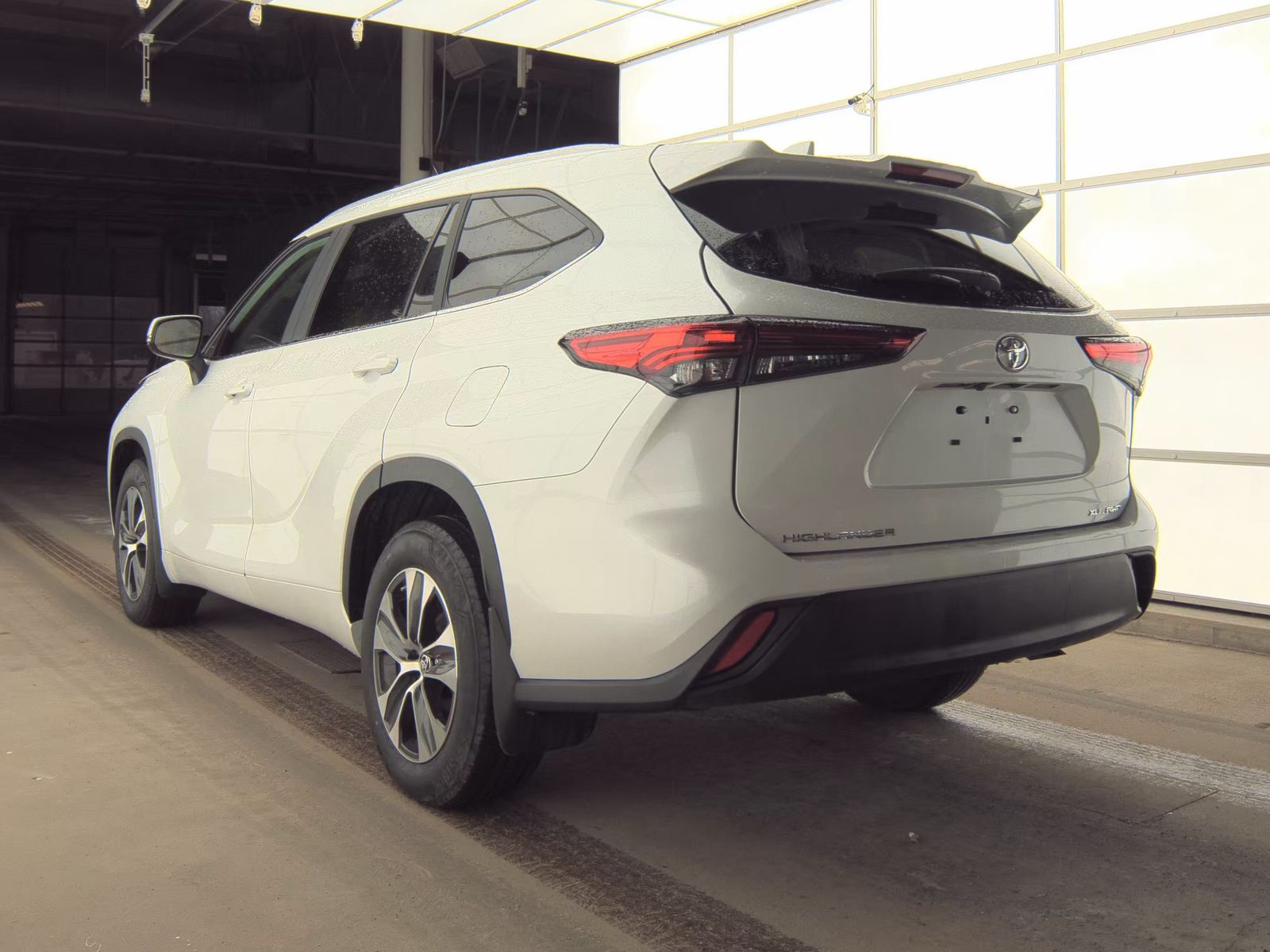 2023 Toyota Highlander XLE AWD