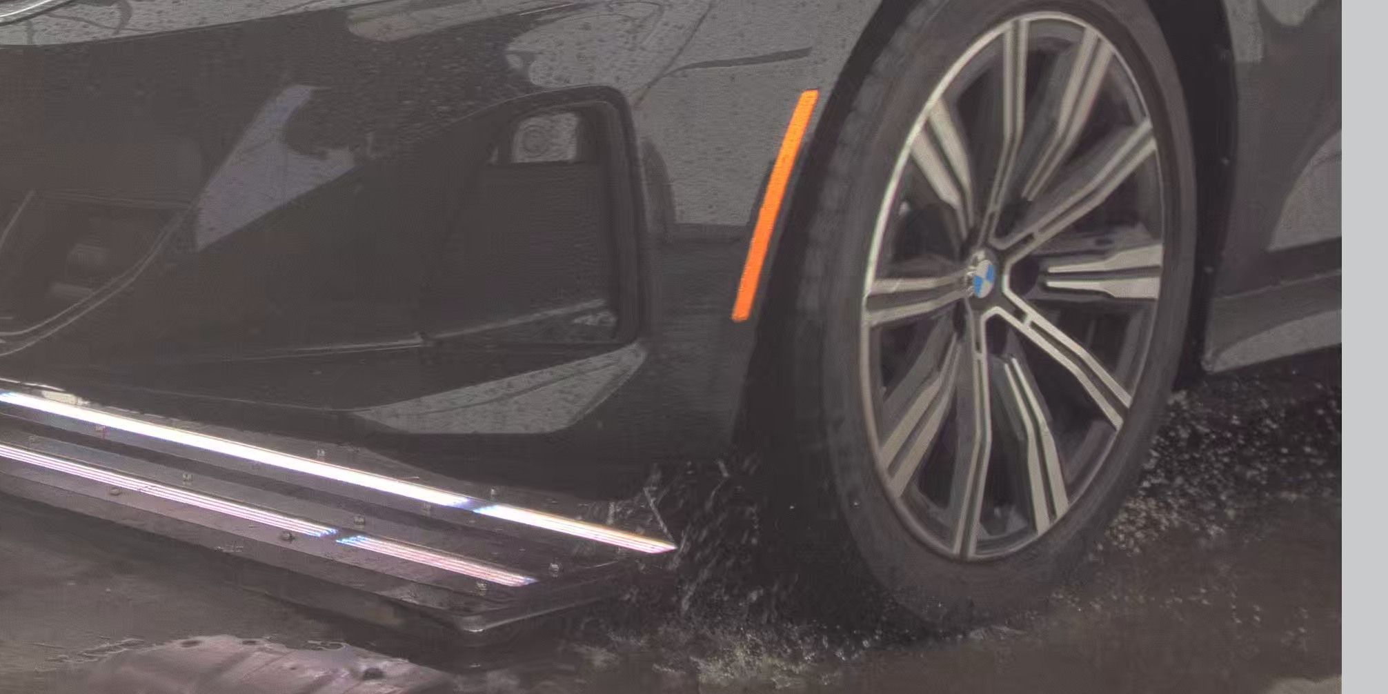 2025 BMW 3 Series 330i xDrive AWD