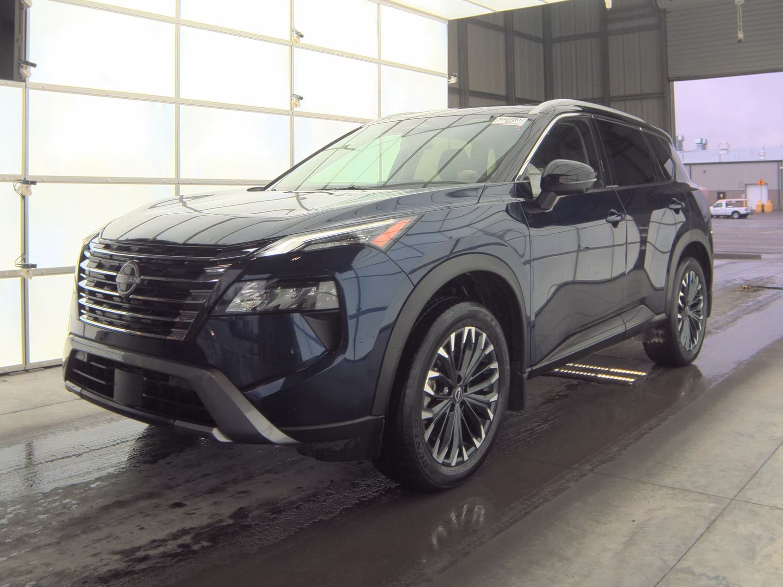 2025 Nissan Rogue SL FWD