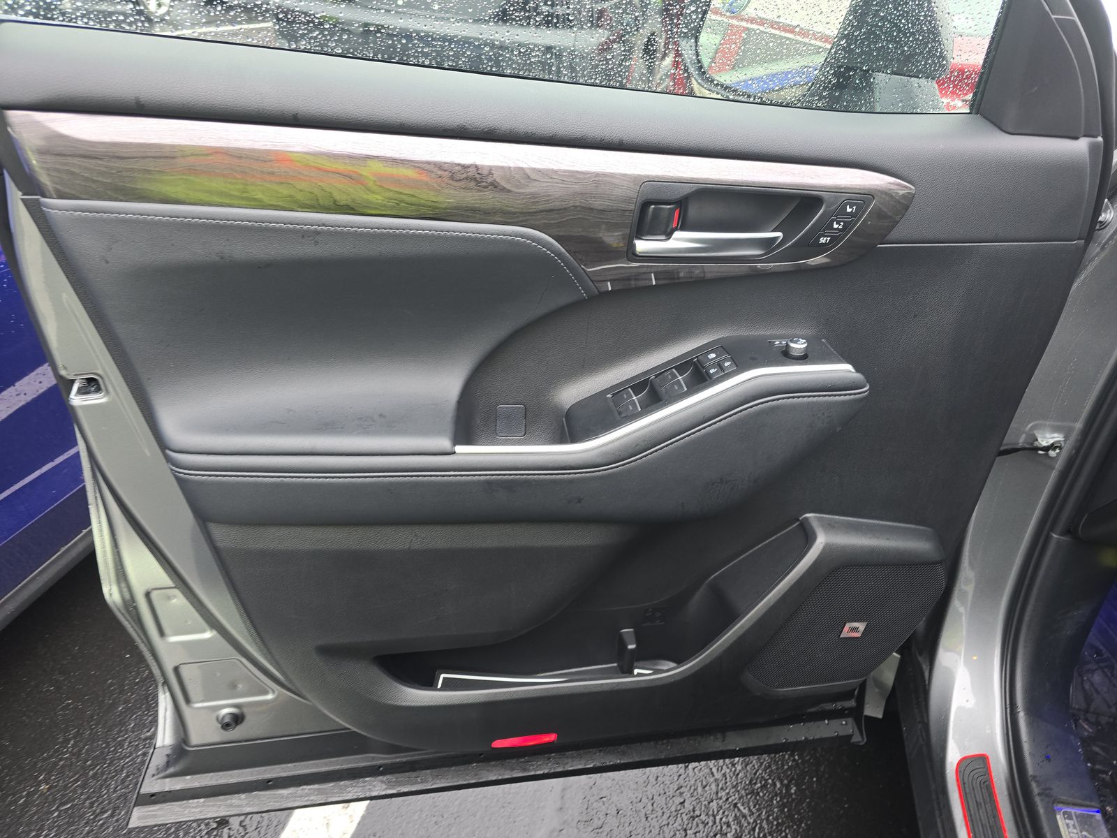 2025 Toyota Highlander Hybrid Platinum AWD