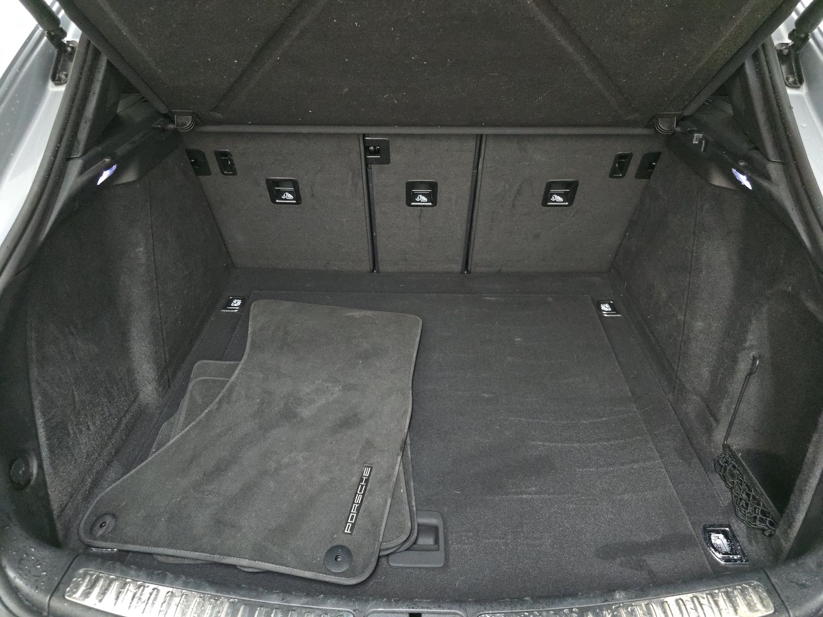 2023 Porsche Macan T AWD