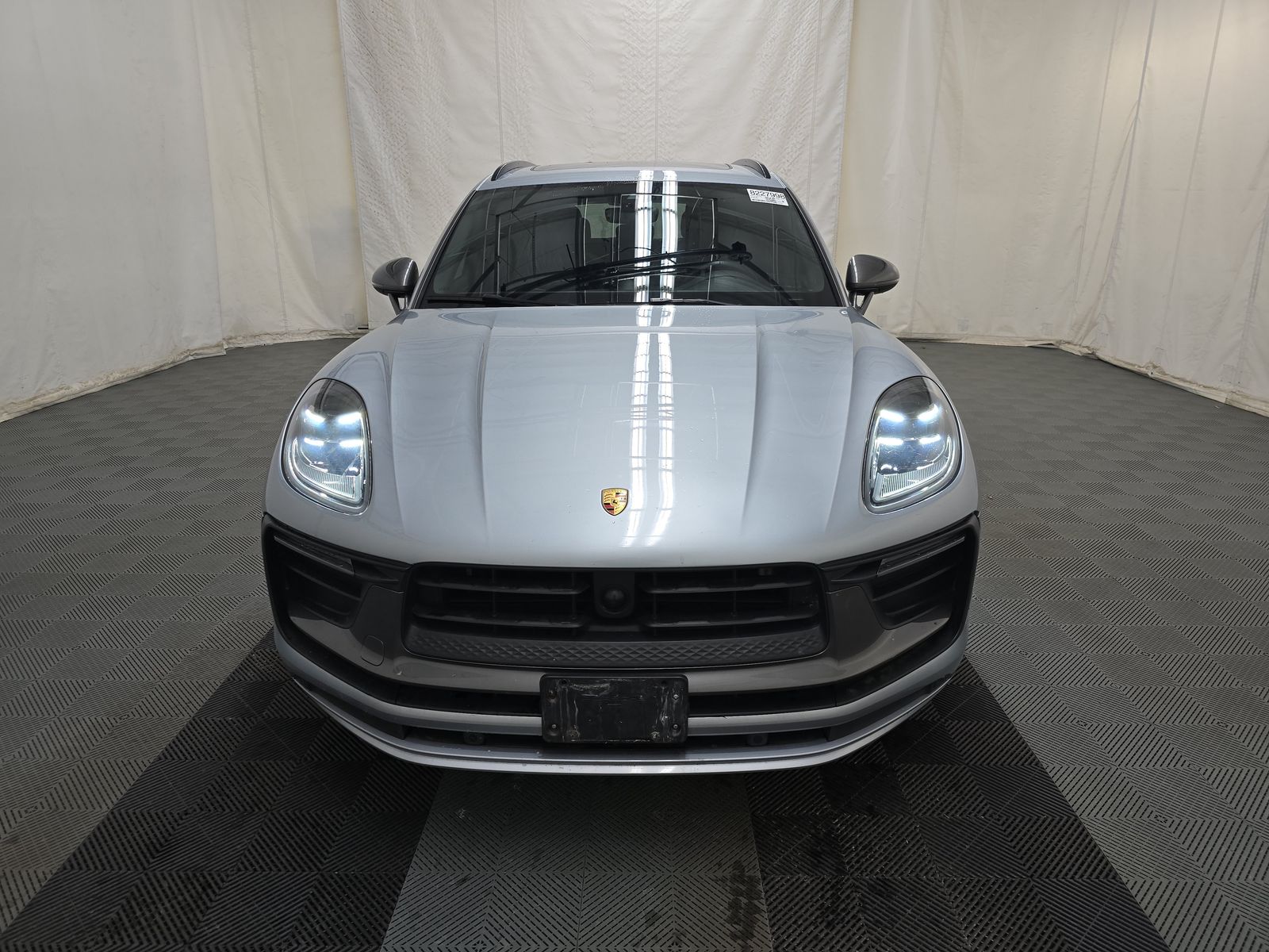 2023 Porsche Macan T AWD