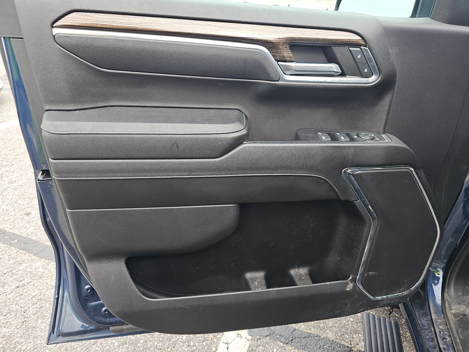 2023 Chevrolet Silverado 1500 LT AWD